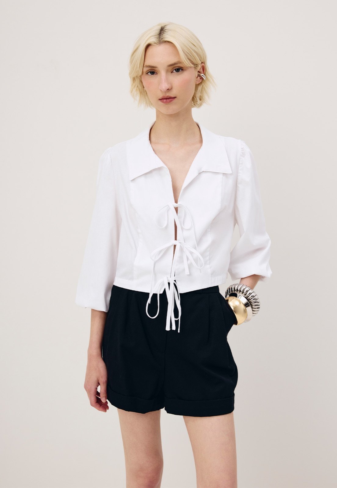 Short CaCay Alfaiataria com Pregas