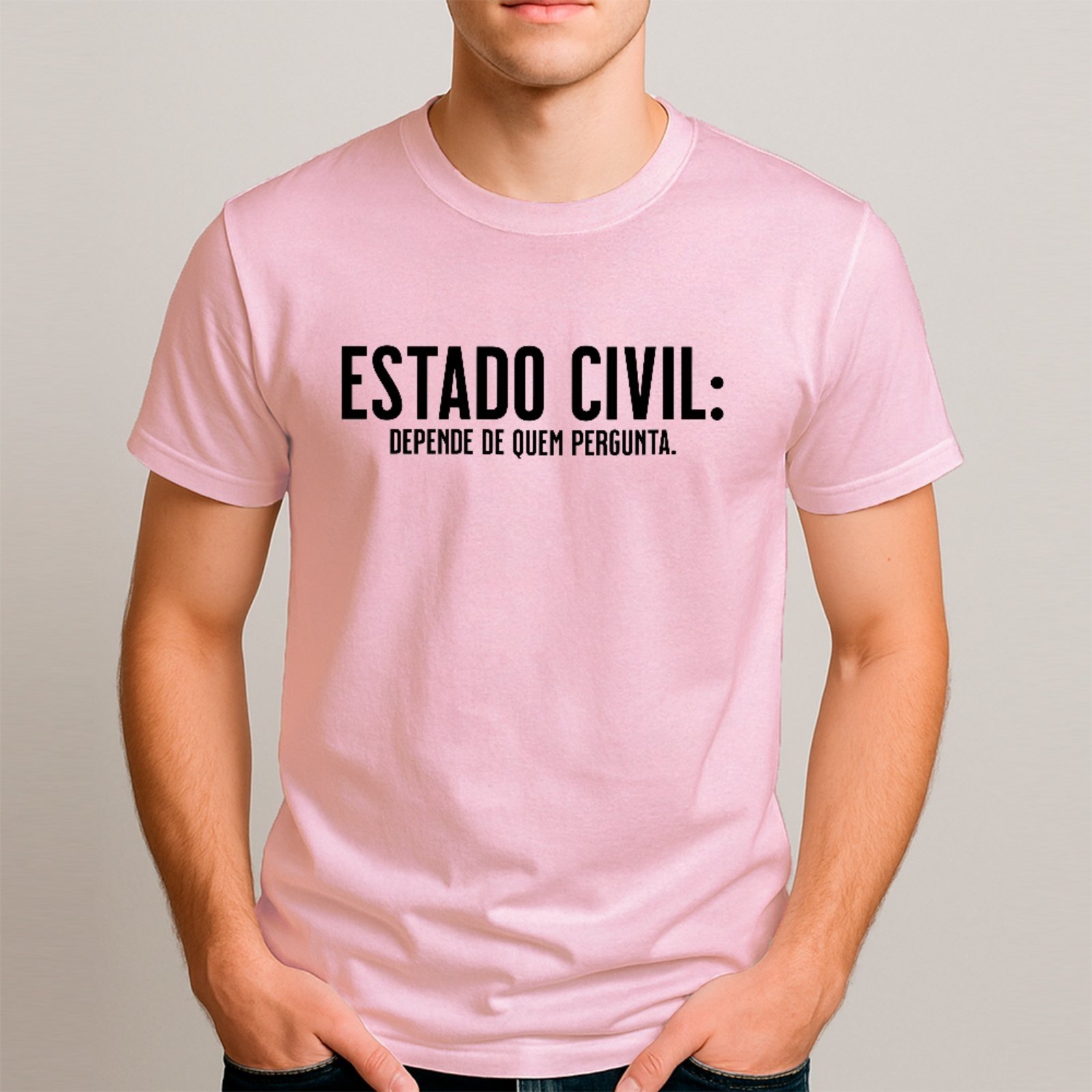 Vista 3 Camiseta Ousy Básica Depende De Quem Pergunta Humor Sarcástico Unissex preto ousy preto
