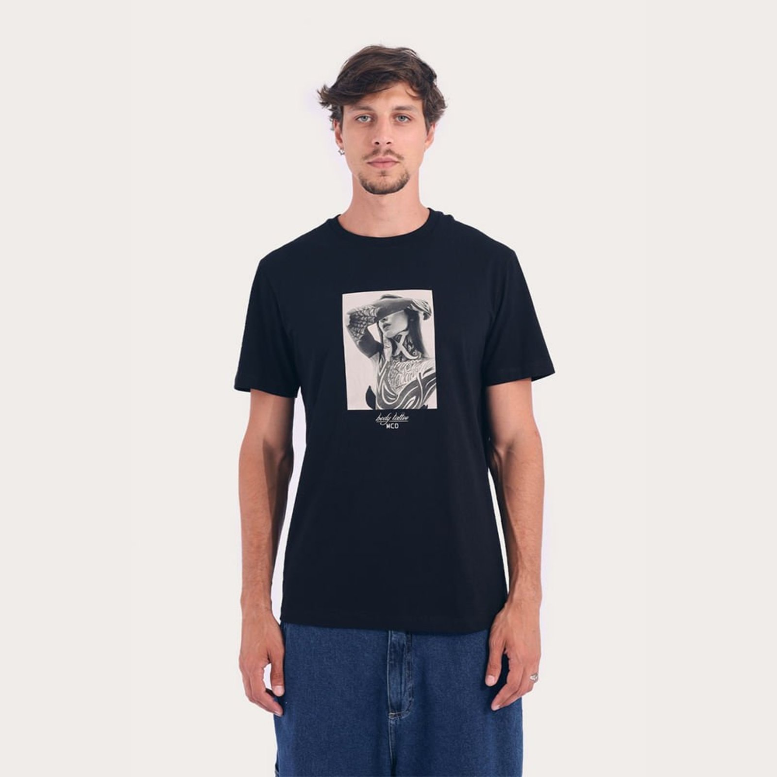 Camiseta Regular MCD Body Tattoo