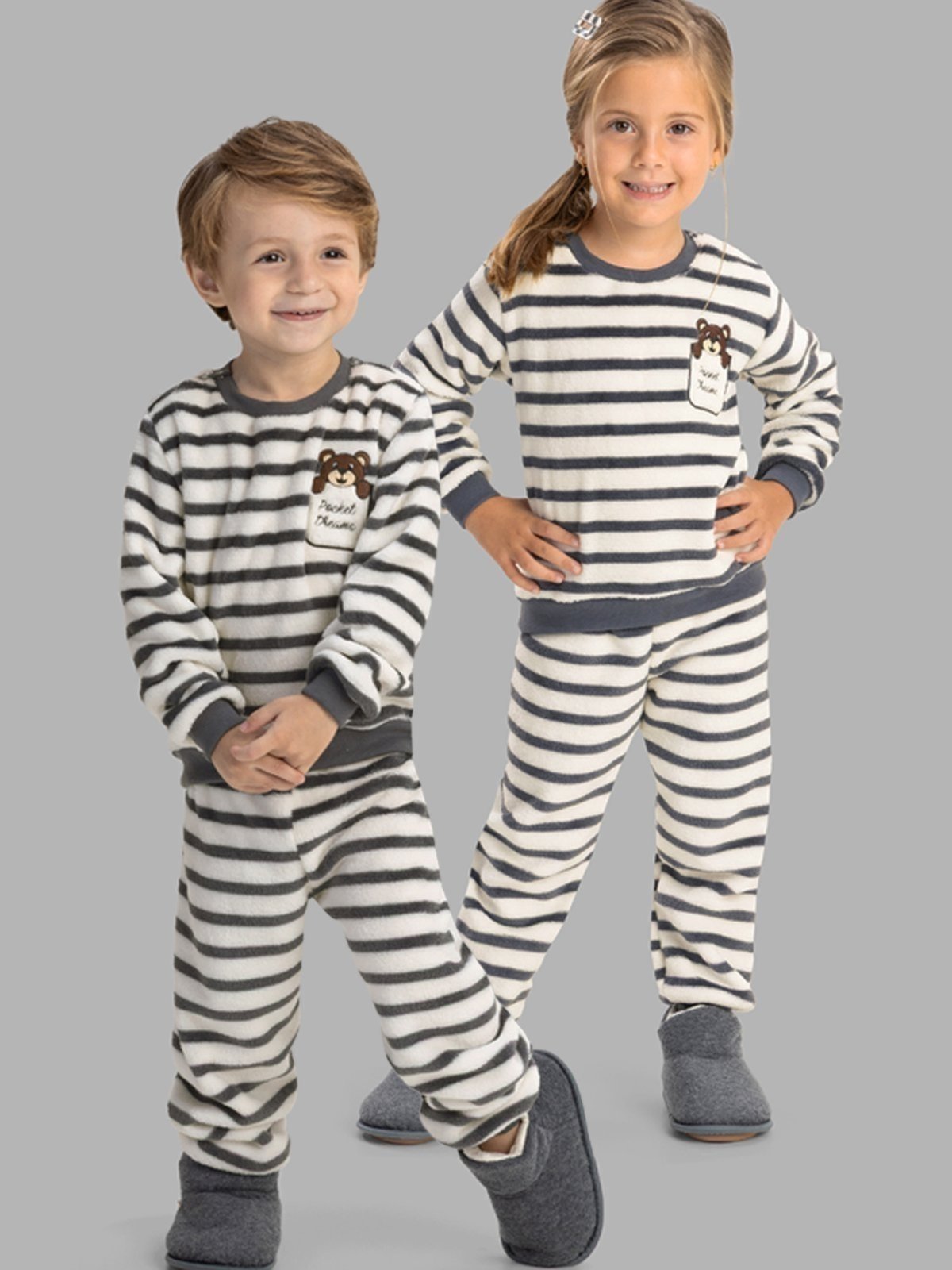 Pijama de Inverno Magicamente Listrado