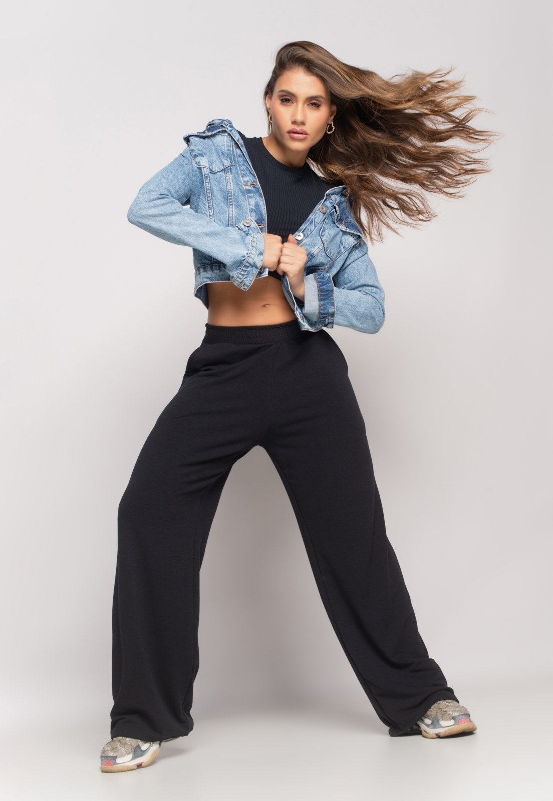 Calça Wide Leg Com Bolso Moletinho Salvatore Preta