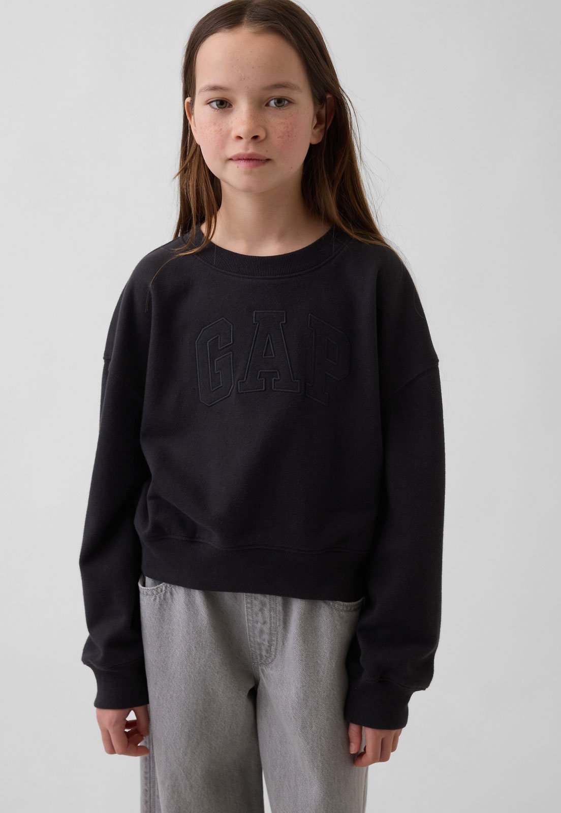 Infantil - Blusa de Moletom GAP Cropped Logo em Relevo Preta
