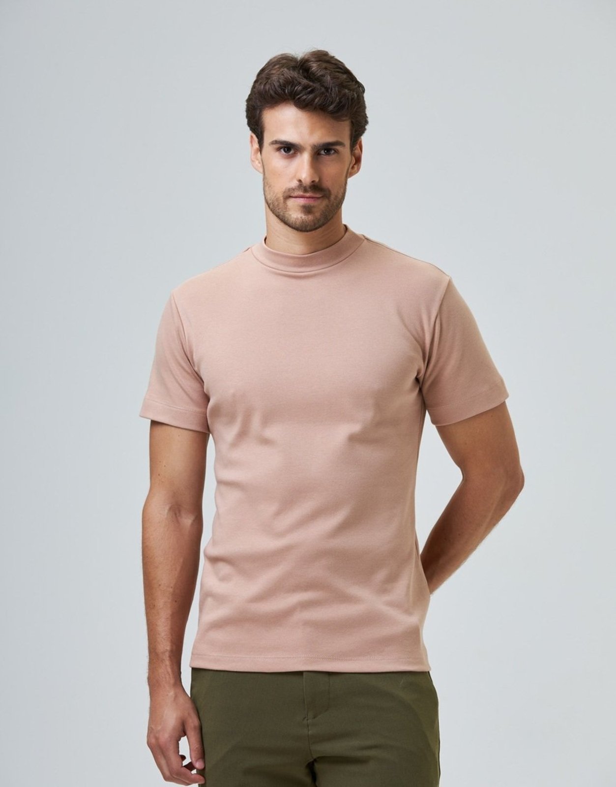 Camiseta Premium Gola Alta Bege