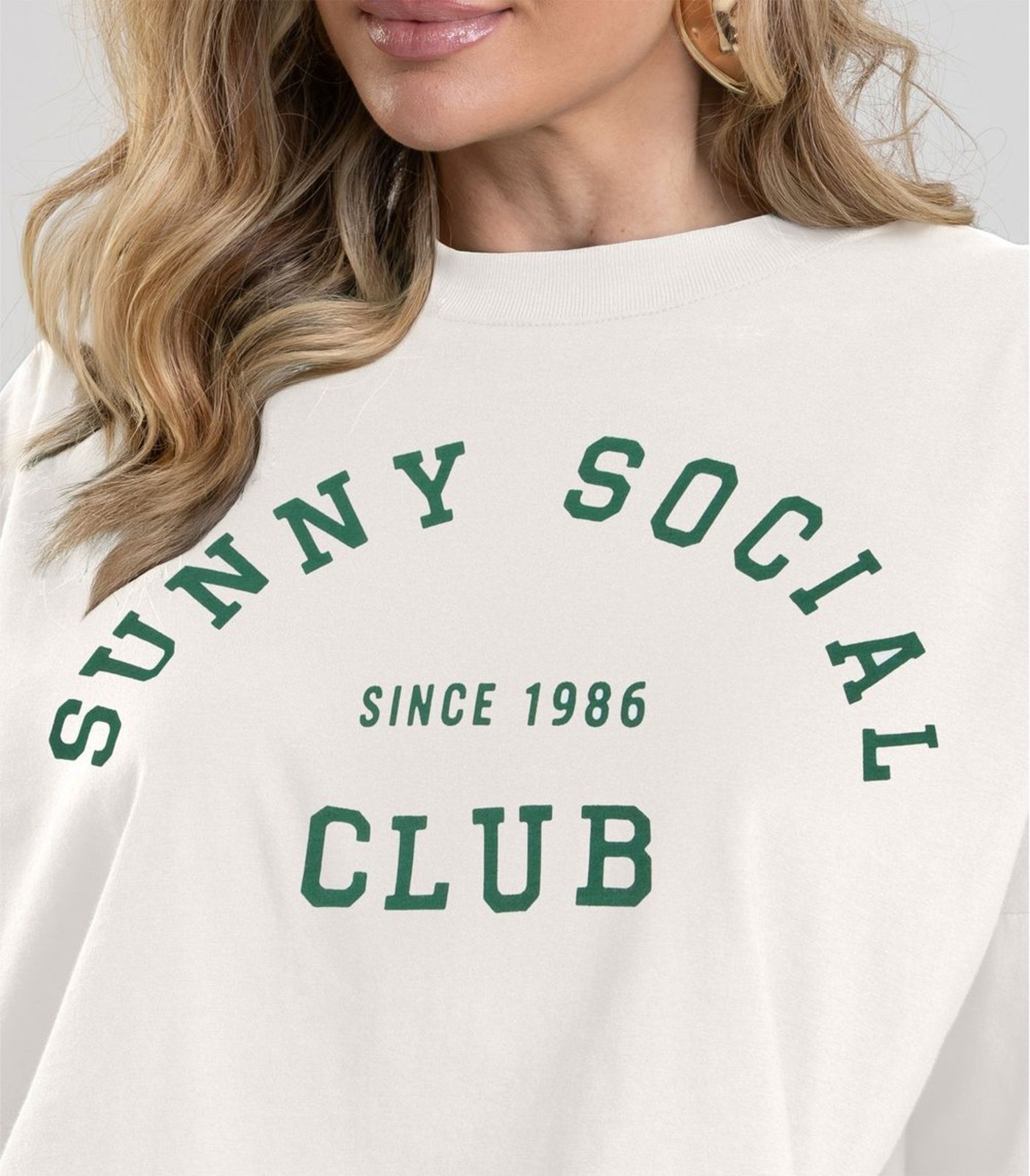 Vista 3 T- Shirt Feminina Cropped Dianna bege Dianna bege