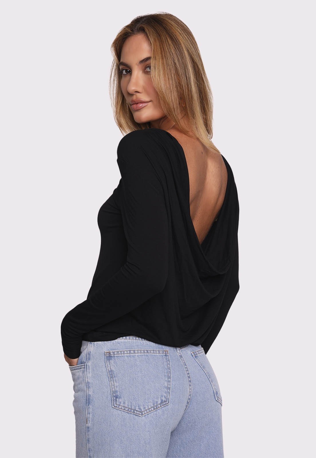 blusa preta diana Mundo Lolita
