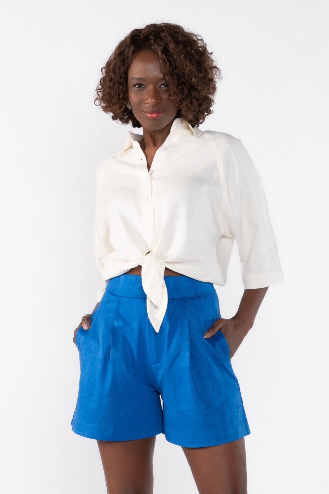 Short em suede com pence Azul