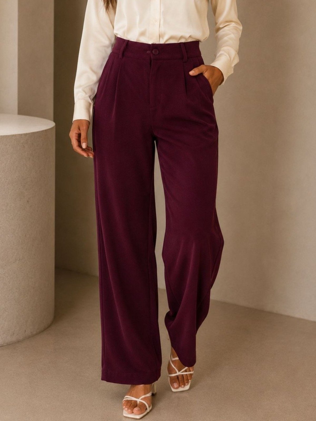 Calça Feminina de Suede Cintura Alta SKR MODA Elegante Confortável e Versátil Bordõ