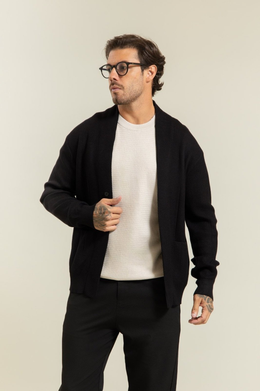 Cardigan Tricot Masculino com Bolsos em Viscose Preto Dialogo