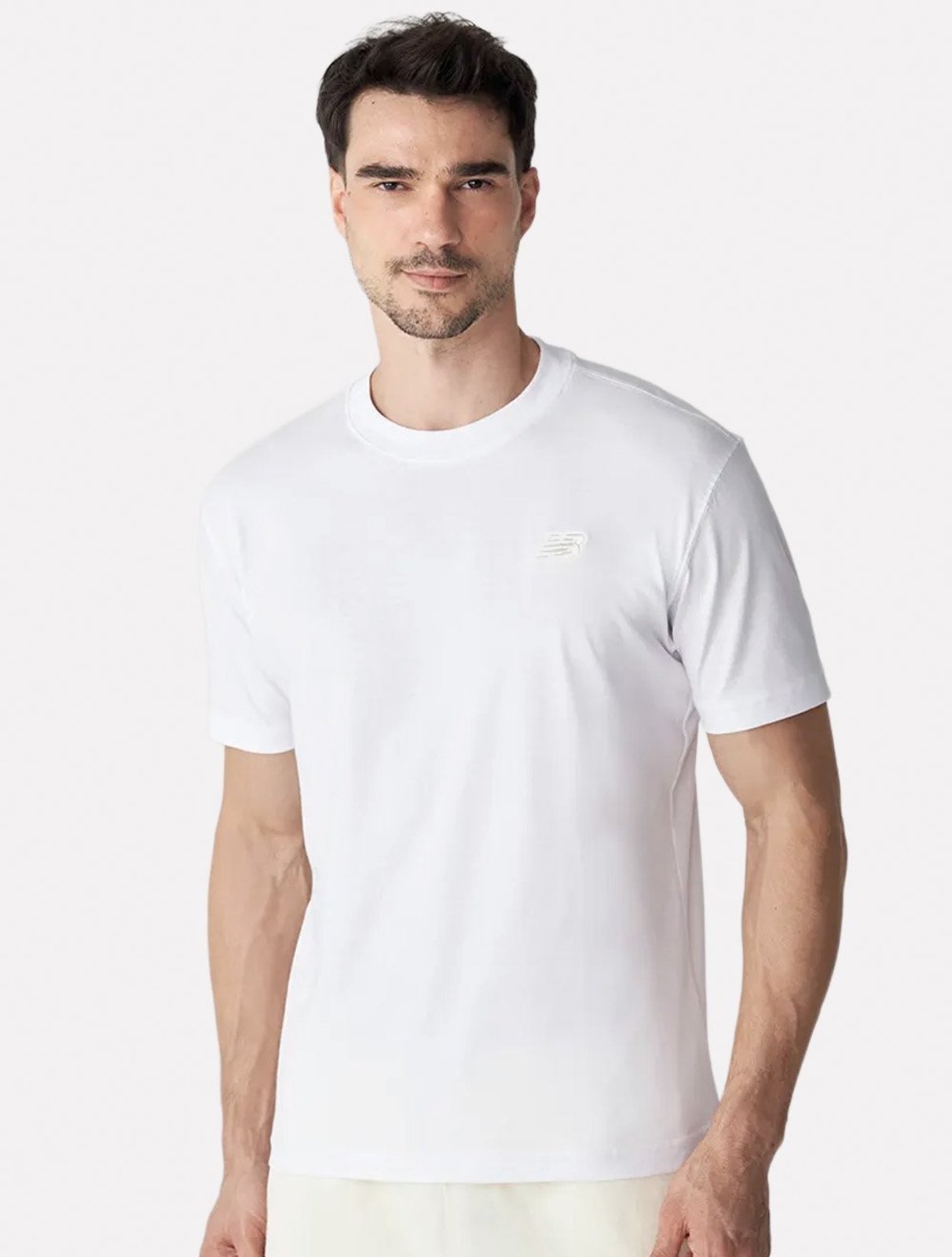 Camiseta New Balance Masculina Relaxed Essentials SL Branco
