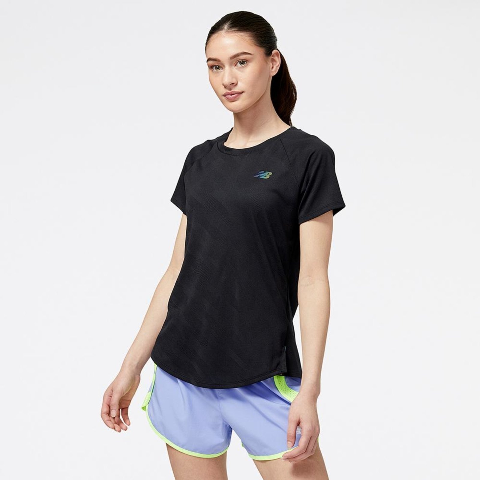 Camiseta New Balance Q Speed Jacquard Feminina