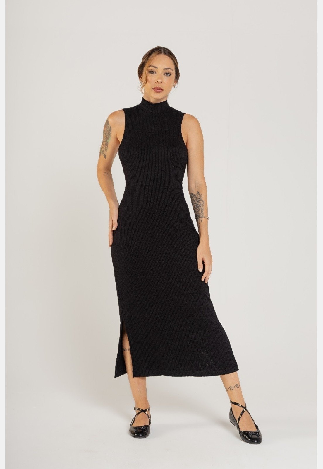 Vestido Longo Gola Alta em Ribana Canelada Just Basic Preto