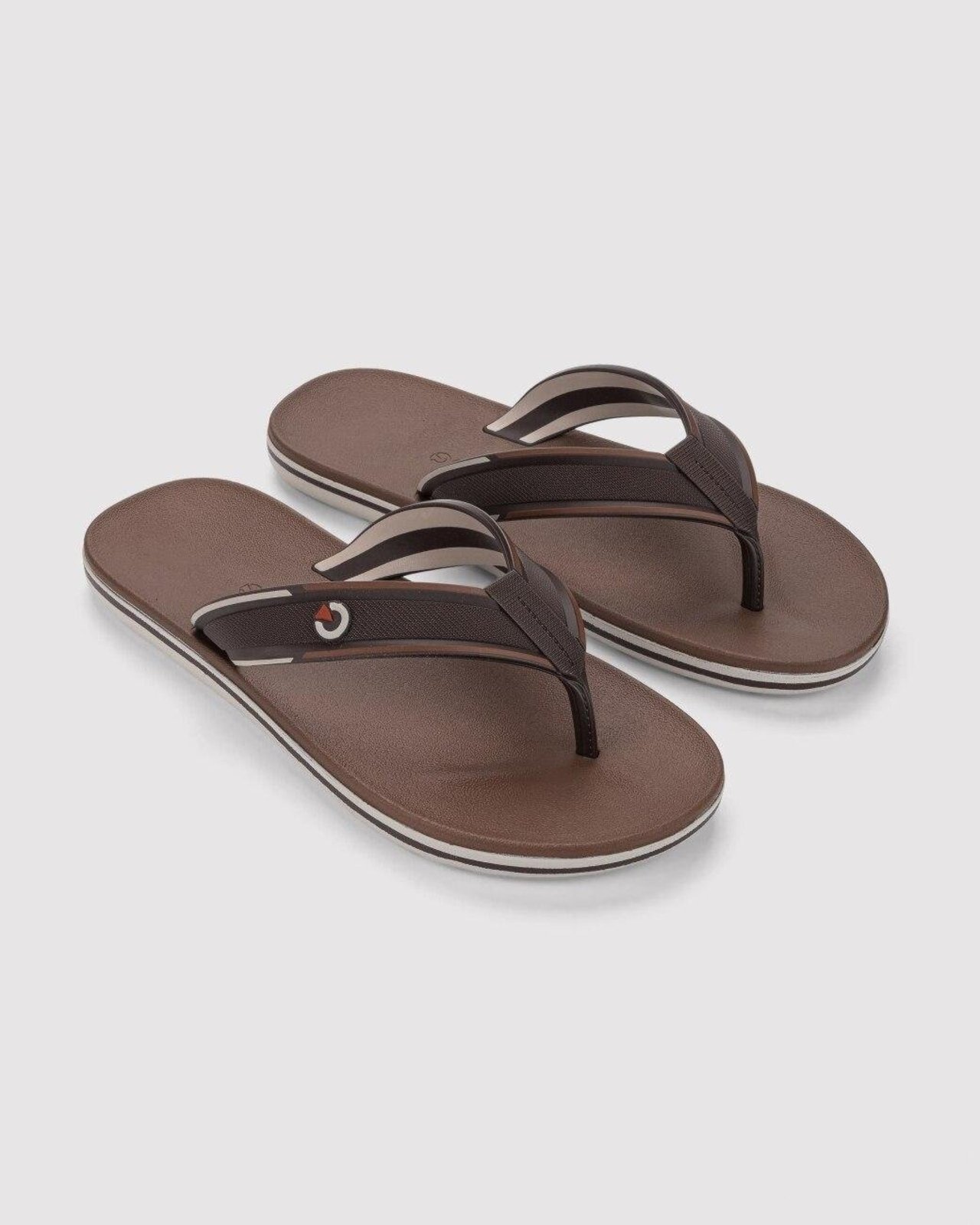Chinelo Masculino Cartago Dublin III Marrom