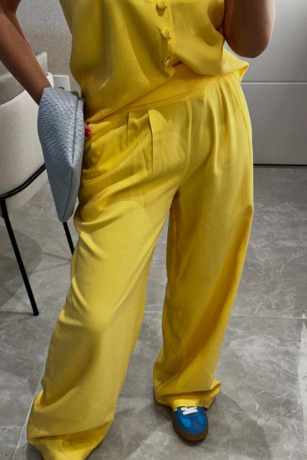 Vista 3 Calça Vanibele Wide Manteiga amarelo Vanibele amarelo