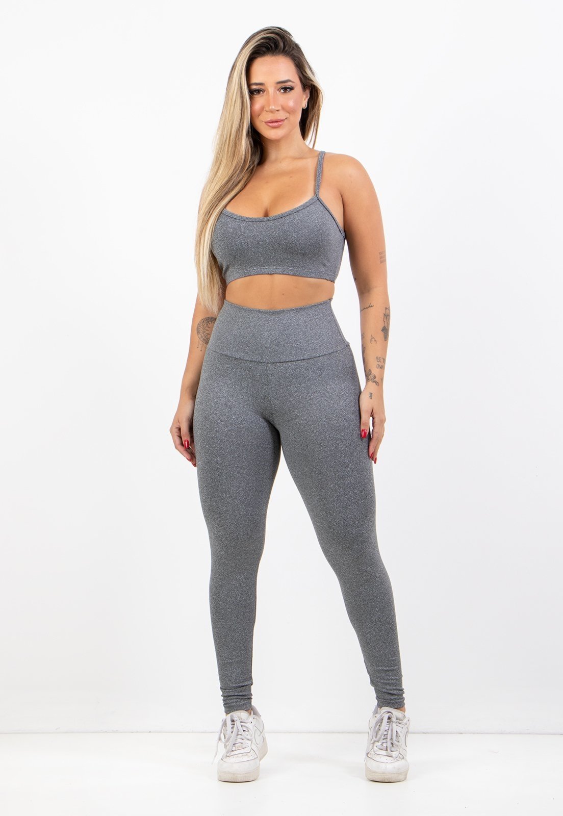 Conjunto Feminino Fitness Top alça fina e Calça Legging Lisa Treino Academia 4 Estações Cinza