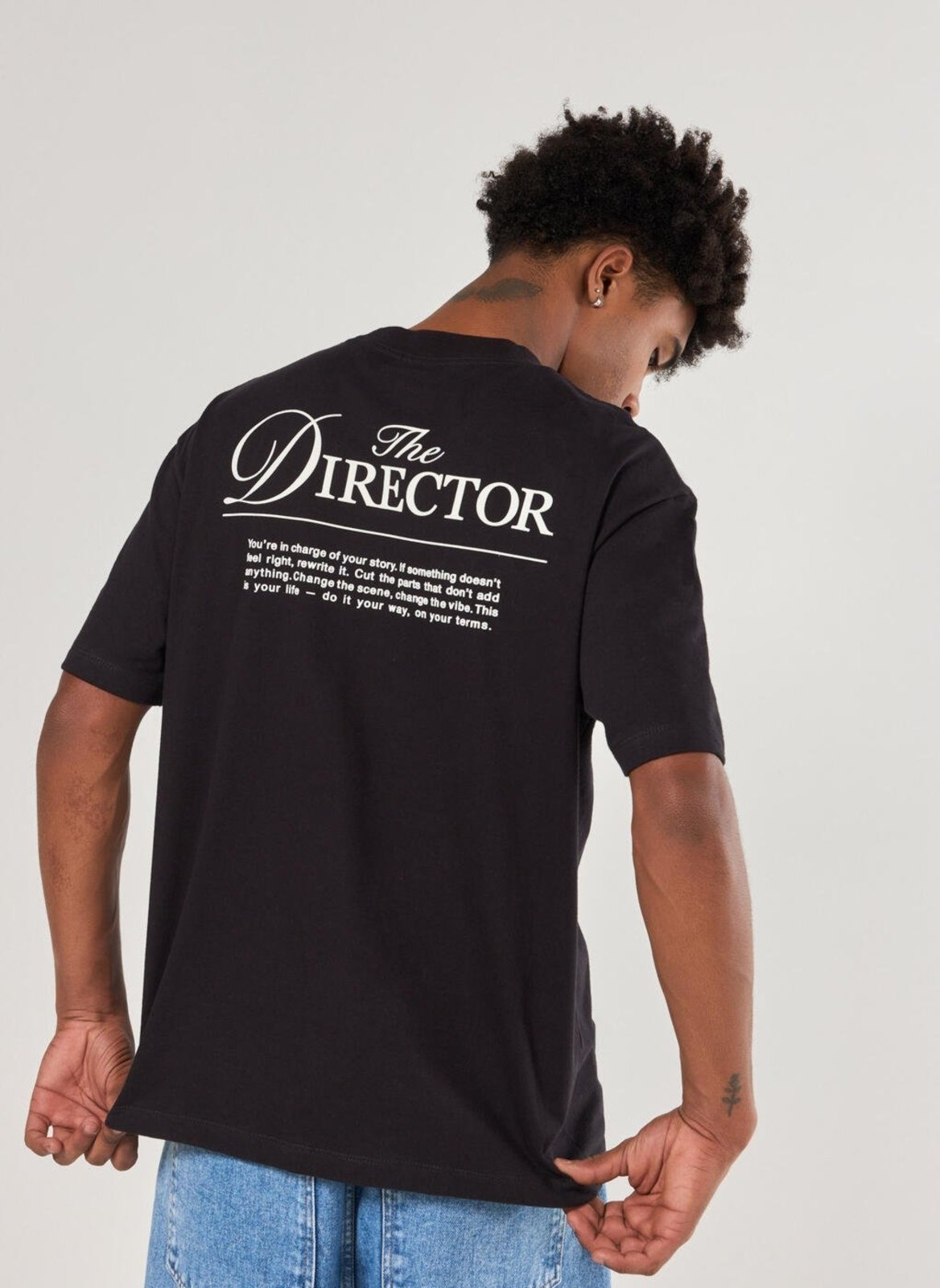 Camiseta Comfort Preta Director