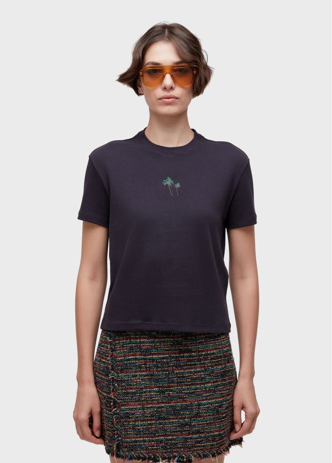 T-shirt bordado coqueiros color OSKLEN