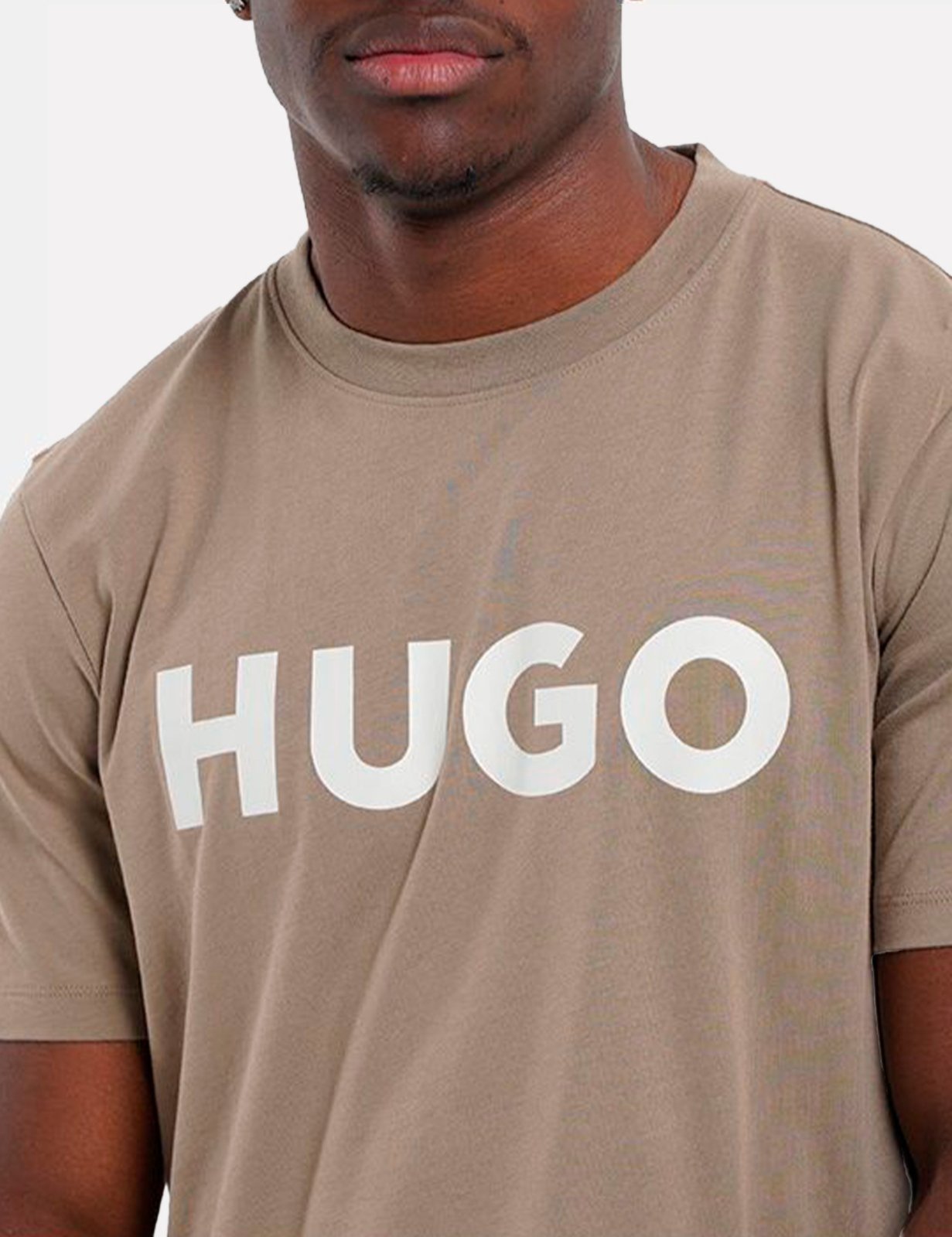 Camiseta Hugo Boss Masculina Regular Dulivio 219 Cáqui
