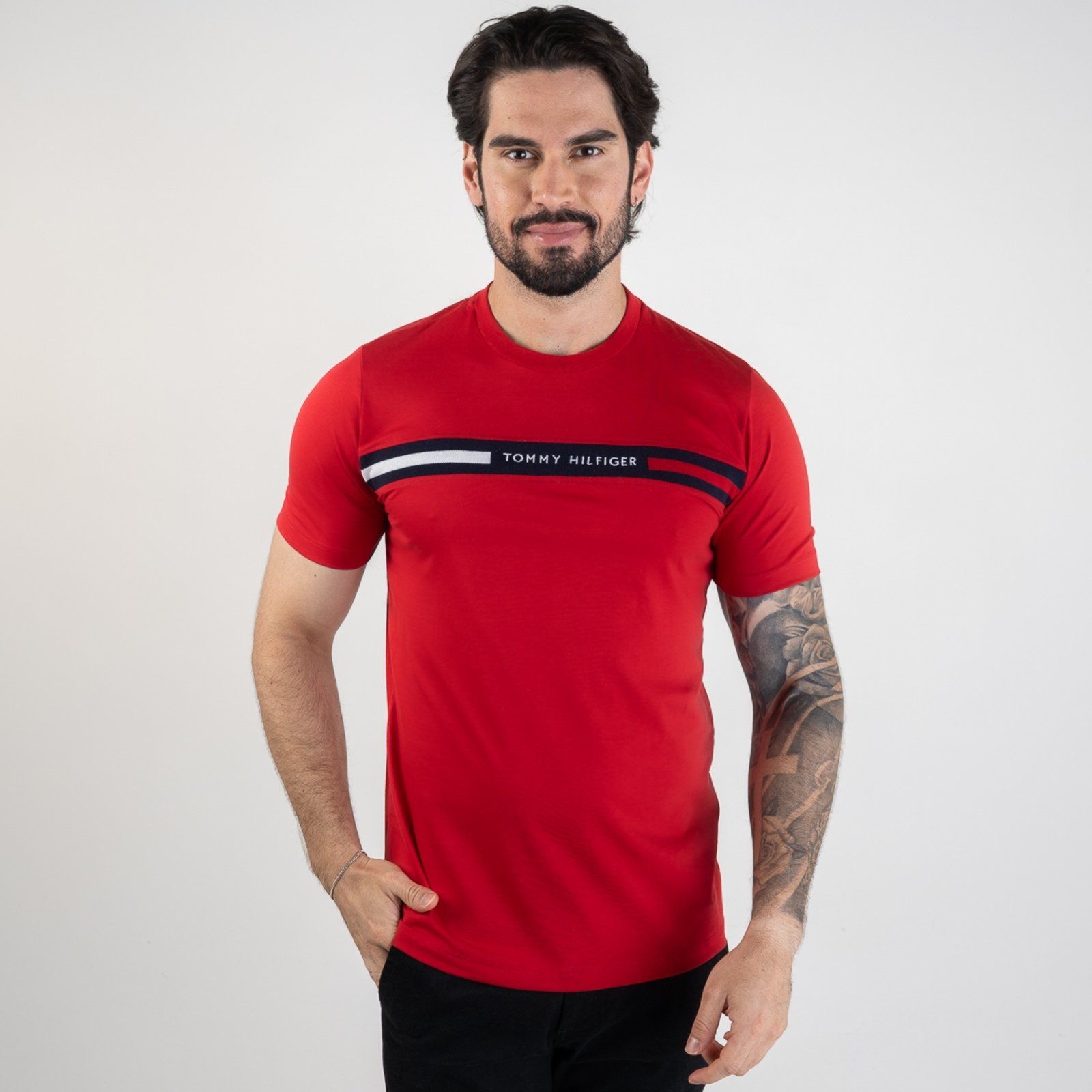 Vista 2 Camiseta Tommy Hilfiger Bordado Vermelha vermelho Tommy Hilfiger vermelho