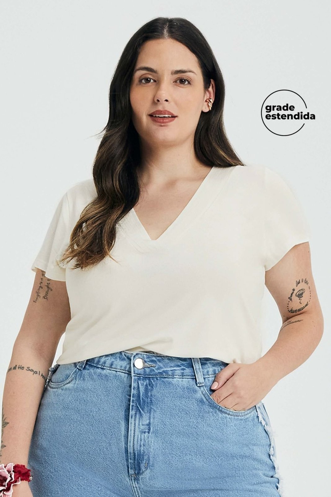 Blusa Feminina Regular Decote V Marialícia Bege