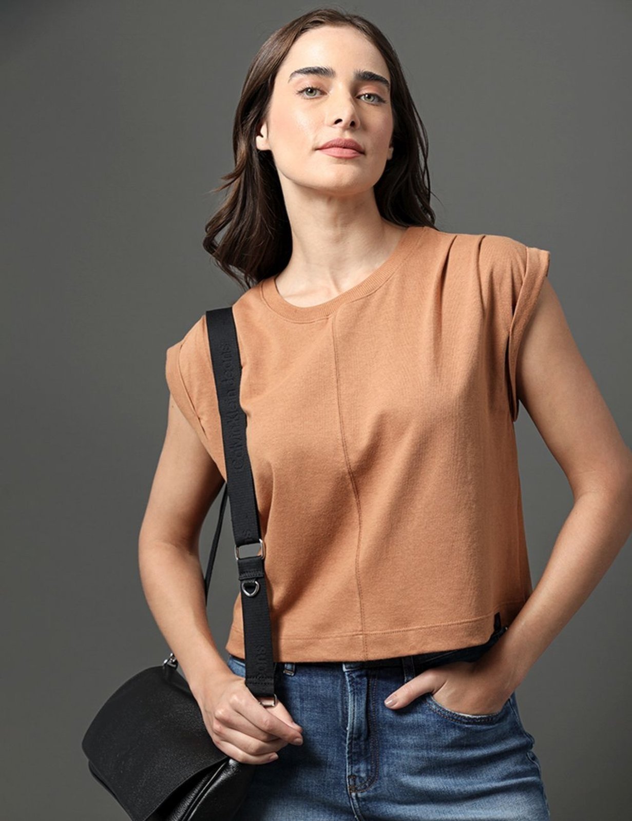 Blusa Feminina Pregas Ombro Calvin Klein Jeans – Havana Calvin Klein Jeans