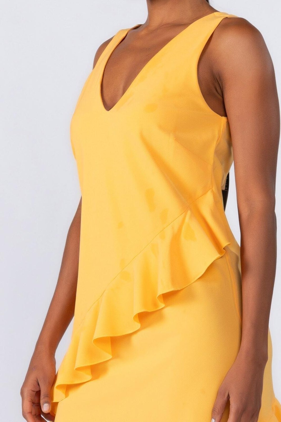 Vestido midi crepe com babados Amarelo