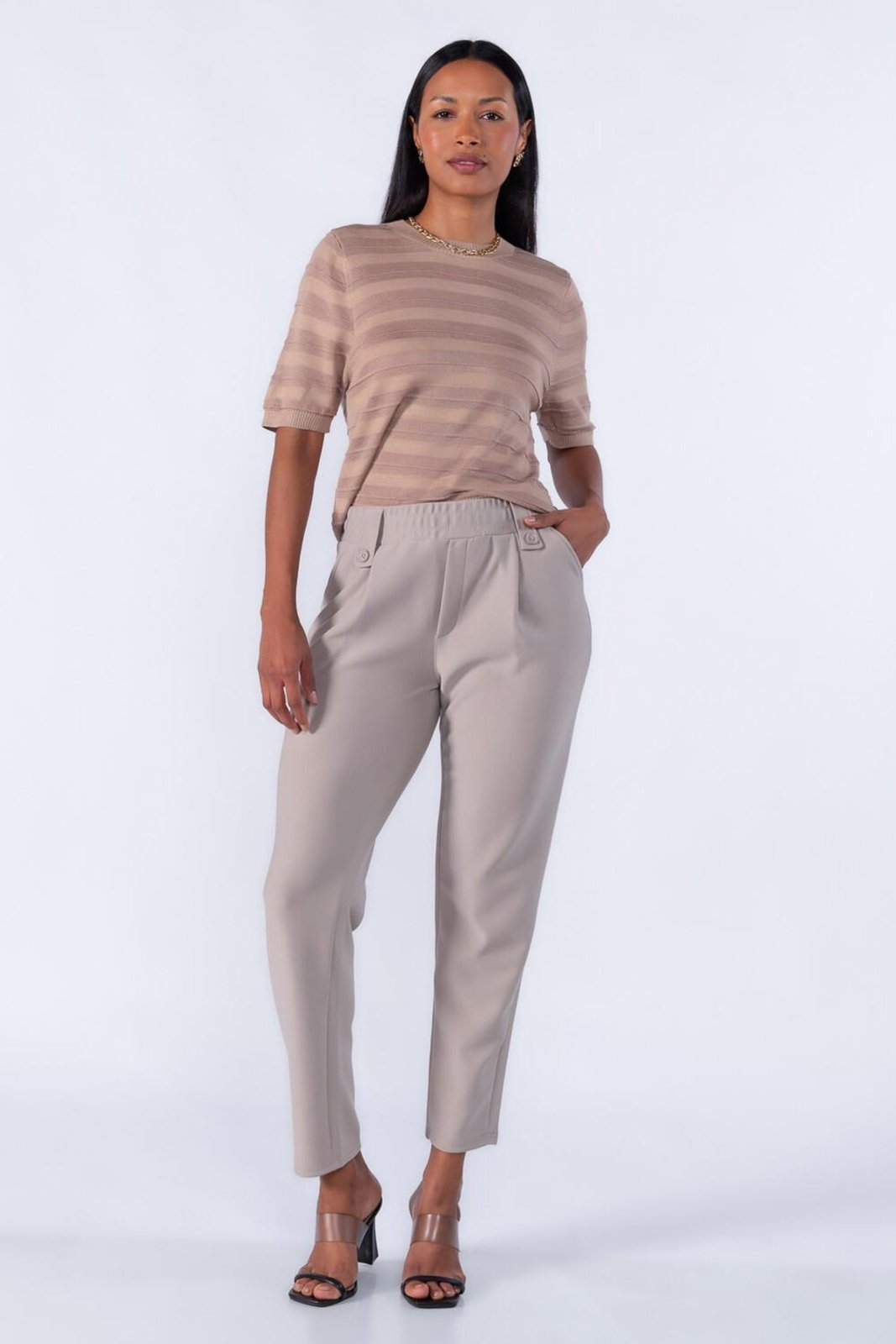 Calça Elástico no Cos com Pregas Verde