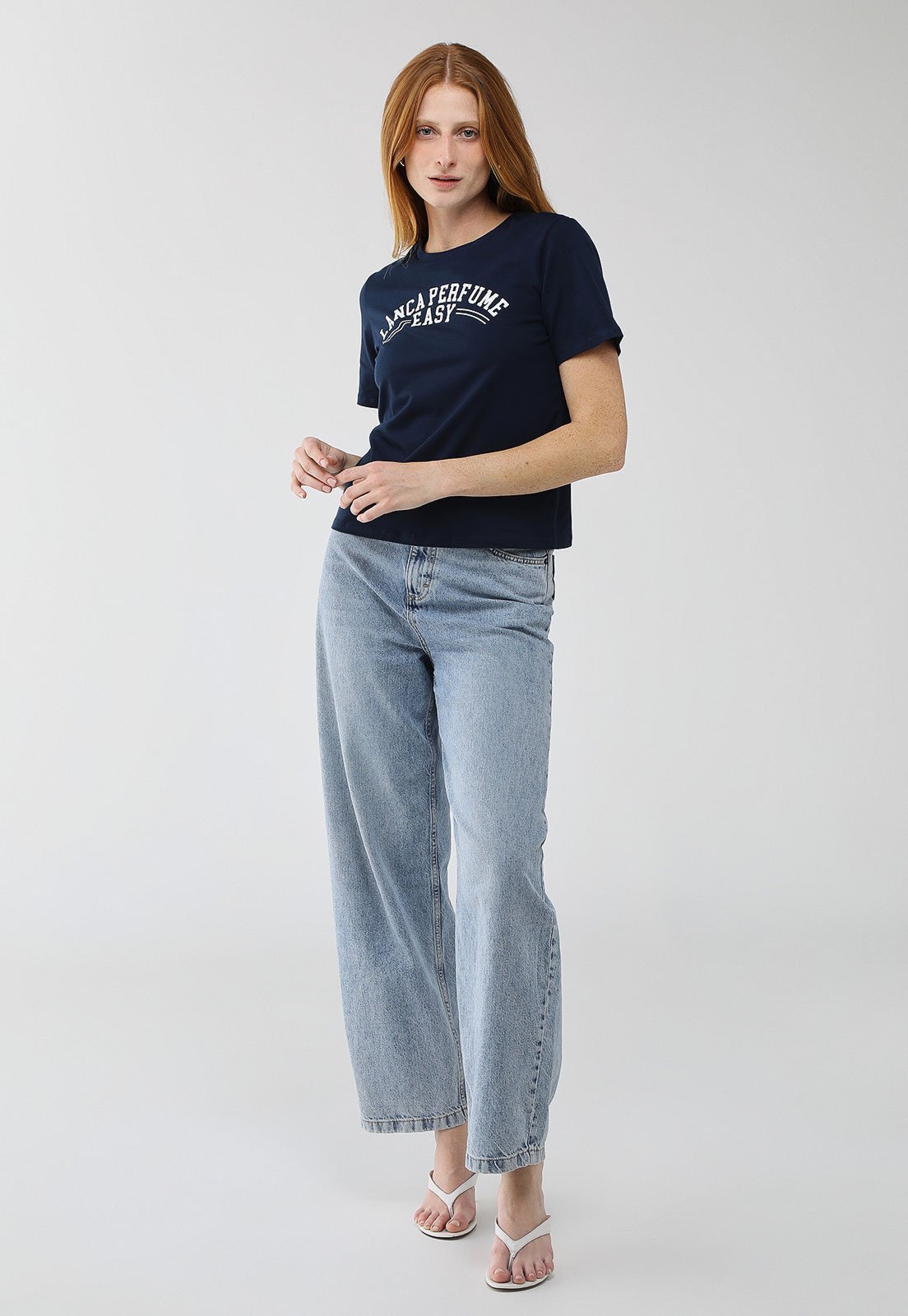 Vista 3 Camiseta Feminina Lança Perfume Estampa Easy azul marinho Lança Perfume azul marinho