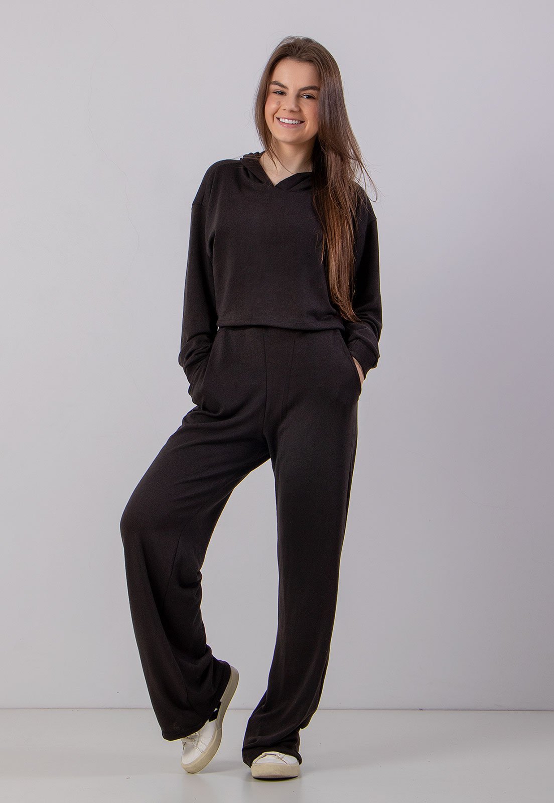 Conjunto Feminino Calça Pantalona Casual com Cropped Manga Longa De Lãzinha Outono/Inverno 4 Estações Preto