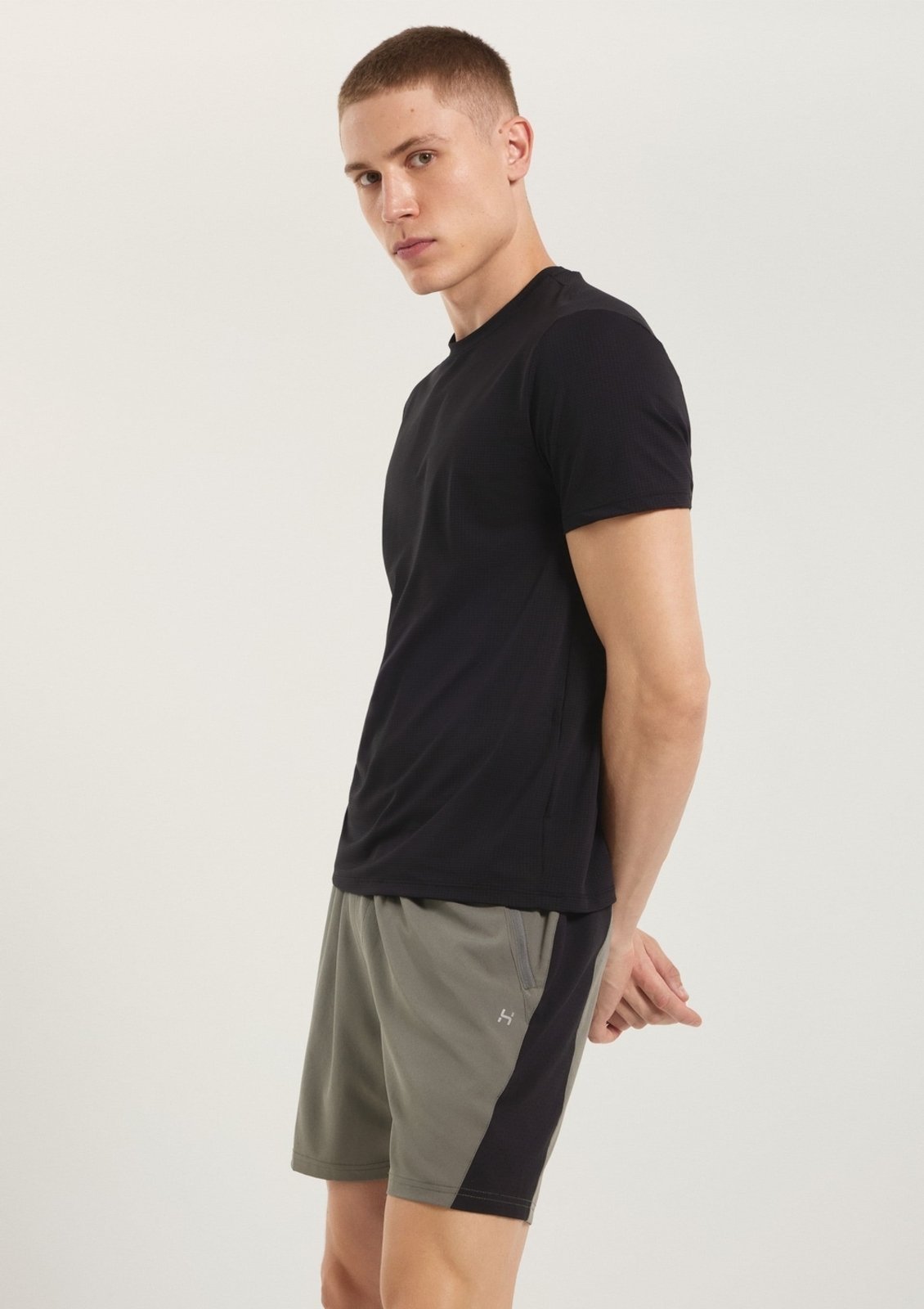 Bermuda Esportiva Masculina Bicolor Hering