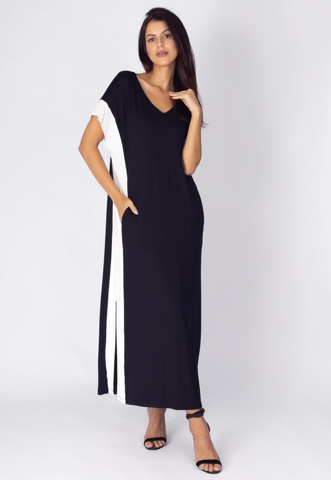 Vista 3 Vestido Amazonia Vital Bicolor Nheengatu Malha e Amazonia Vital branco/preto