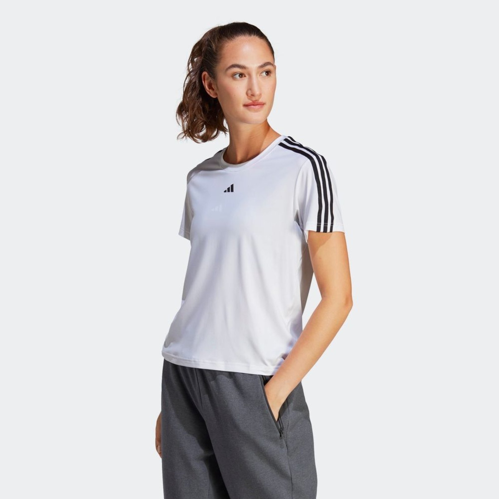 Camiseta Adidas Corrida Baixo Carbono Run Icons 3-Stripes