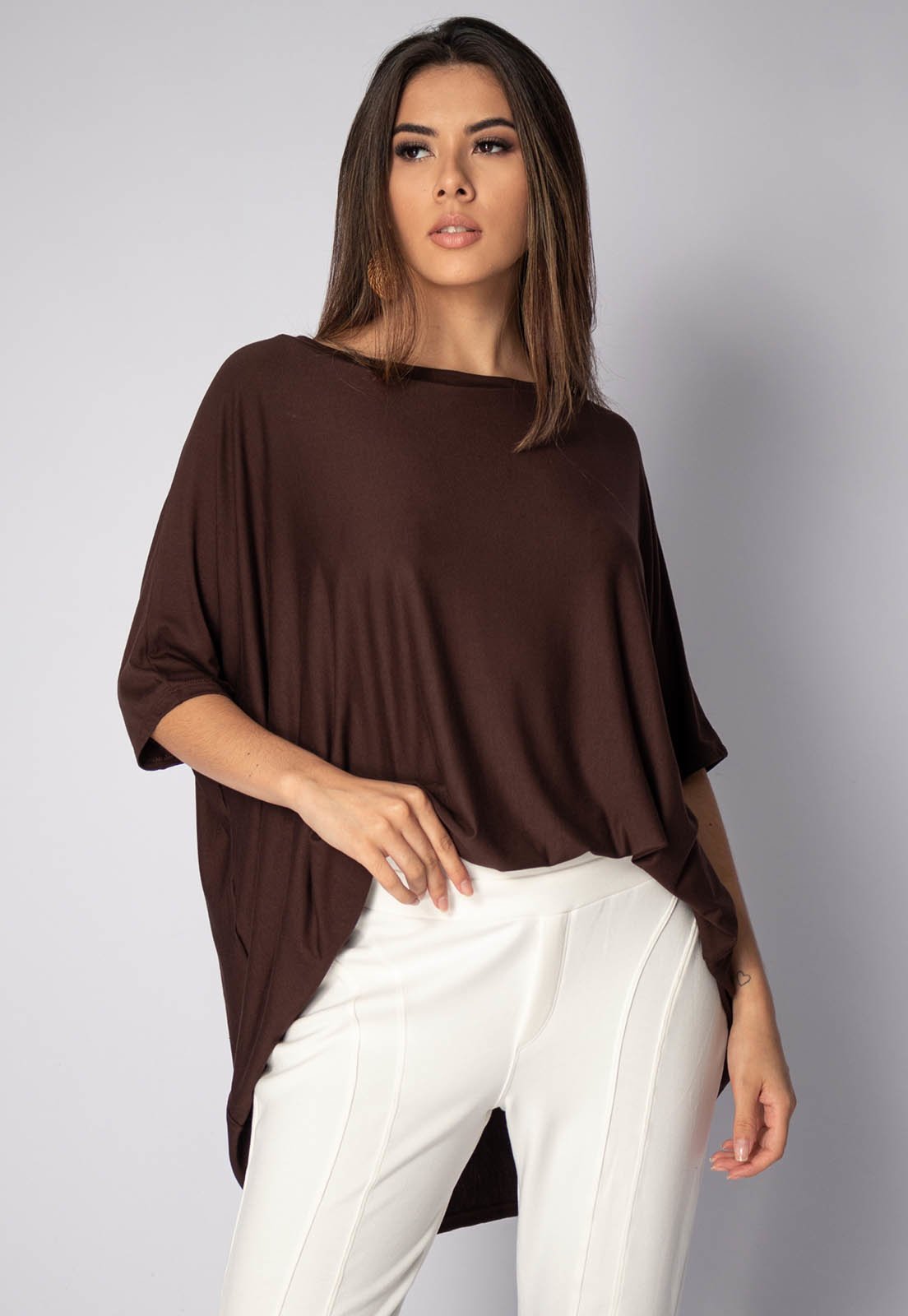 Blusa Ampla Amazonia Vital Malha Morcego Manga Curta Marrom