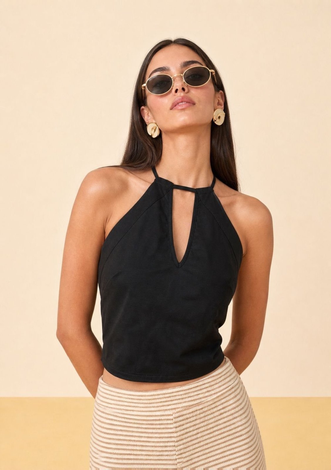 Top Zinco Decote V Sem Alça - Preto