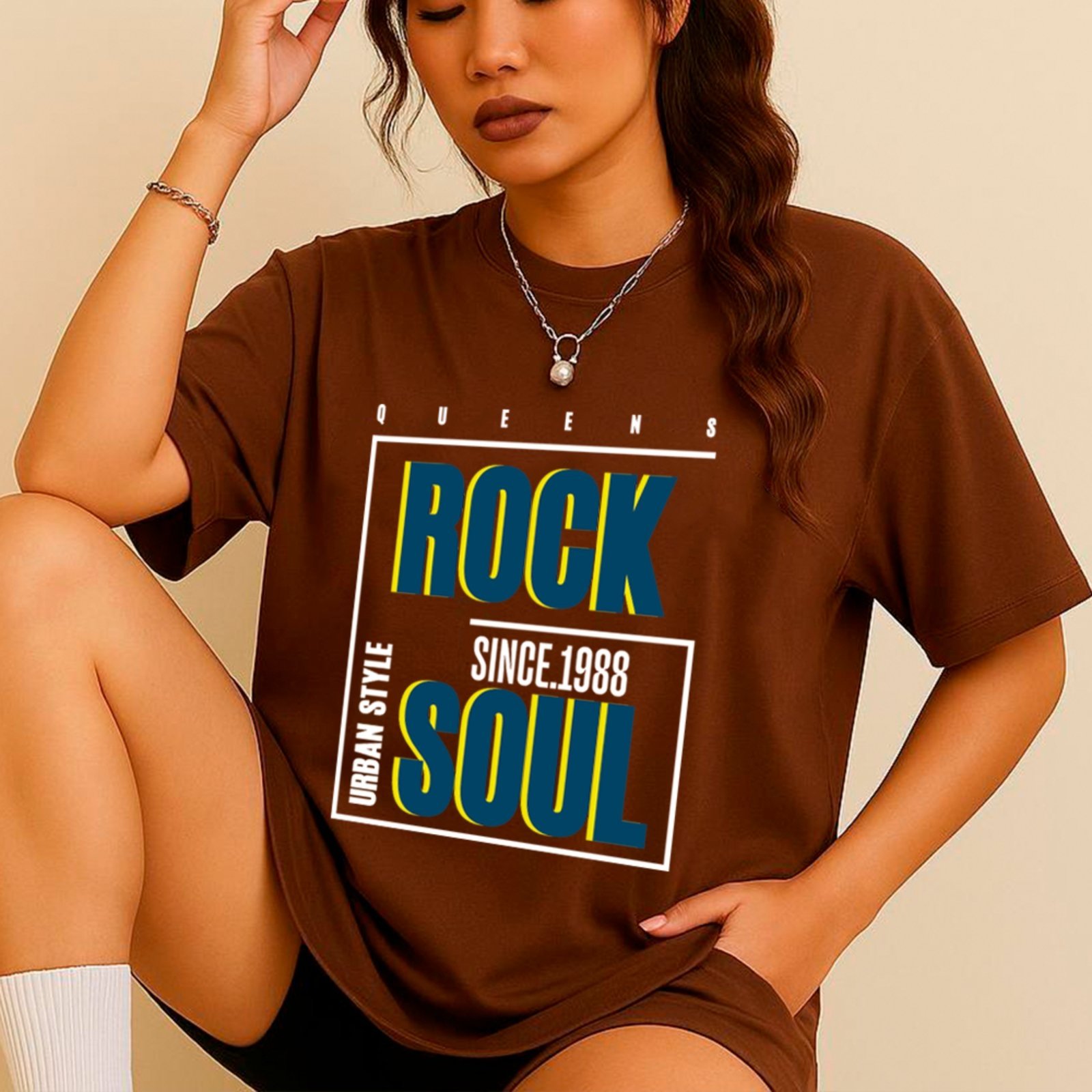 Camiseta Ousy Streetwear Queens Rock Soul 1998 Oversized Unissex Marrom