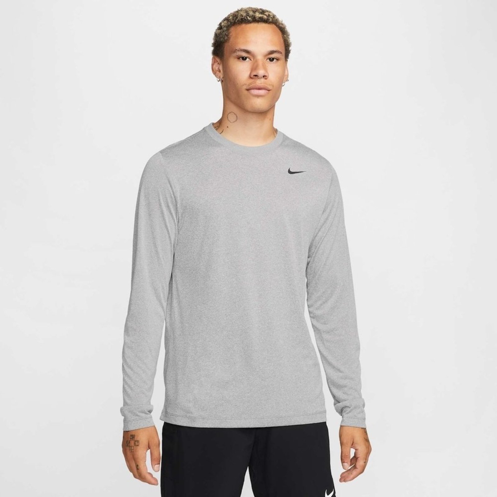 Camiseta Nike Dri-FIT Legend Masculina