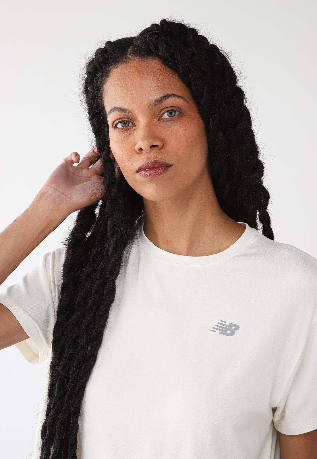 Camiseta Cropped New Balance Reta Drapey Branca