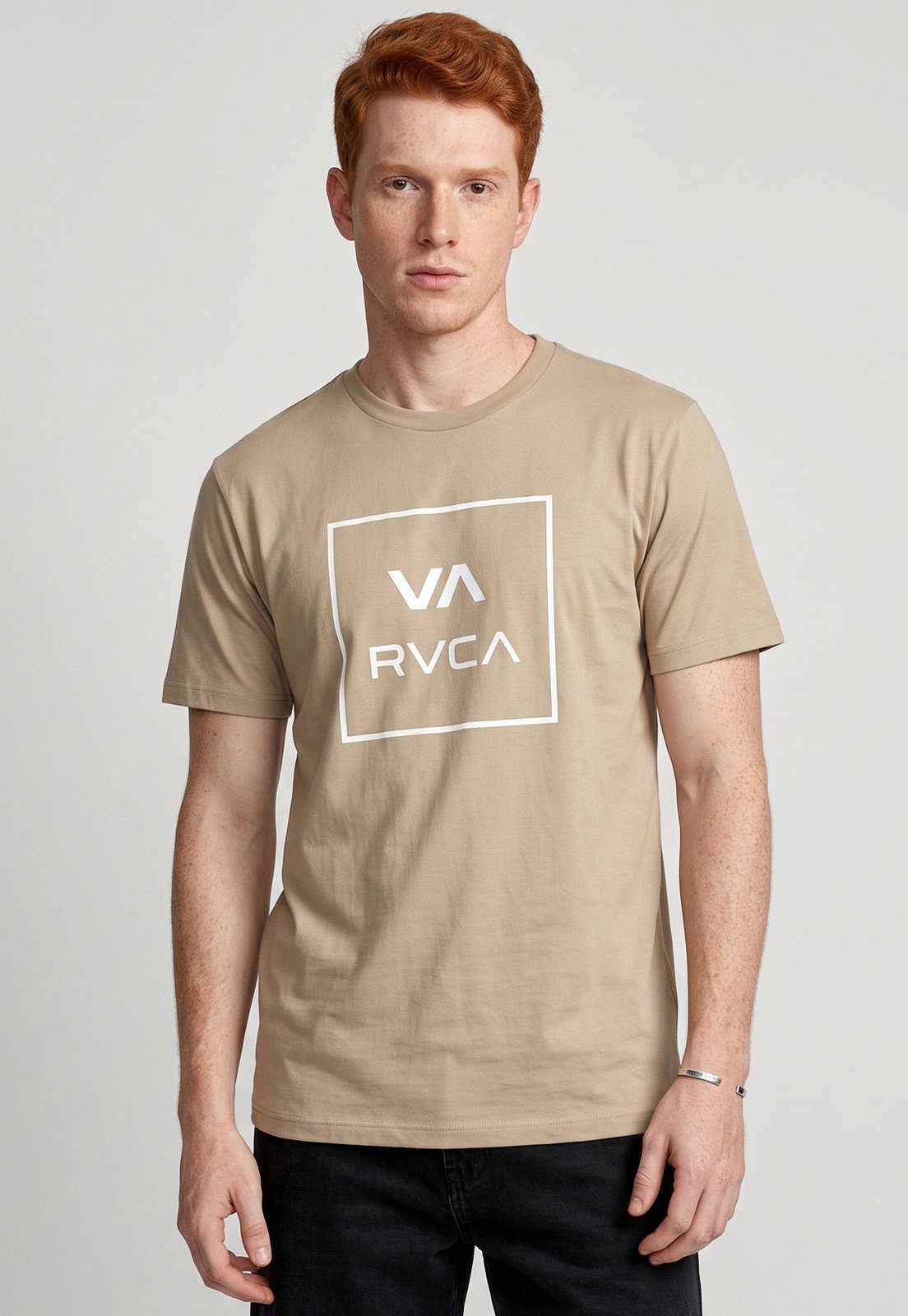 Camiseta Masculina RVCA Va All The Way Bege