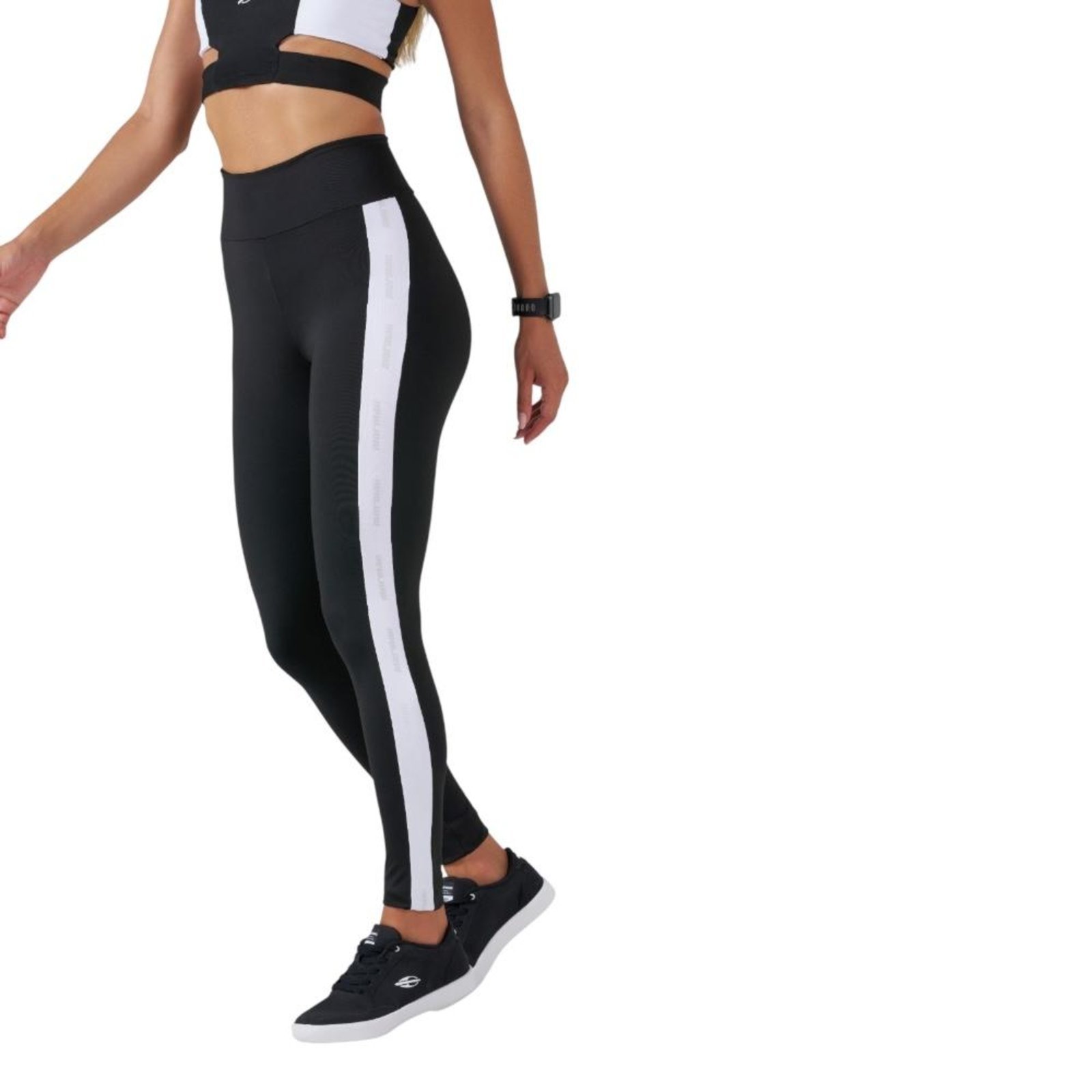 Calça Legging Feminina Suplex c/ Recorte Versatily- Mormaii-Prt/Brc – Preto