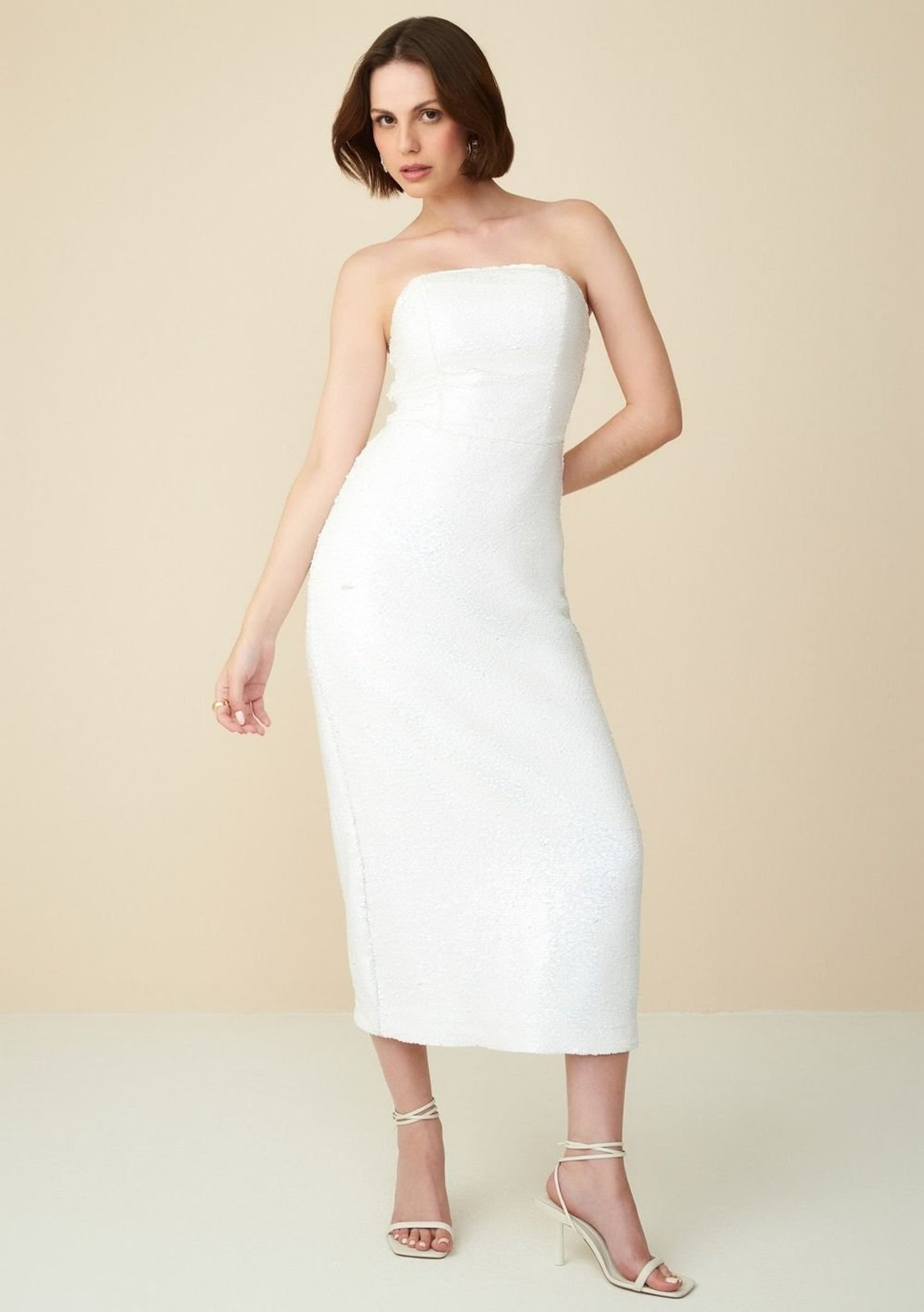 Vestido Maria Valentina Longo Tomara Que Caia Detalhe Paetê Off-white