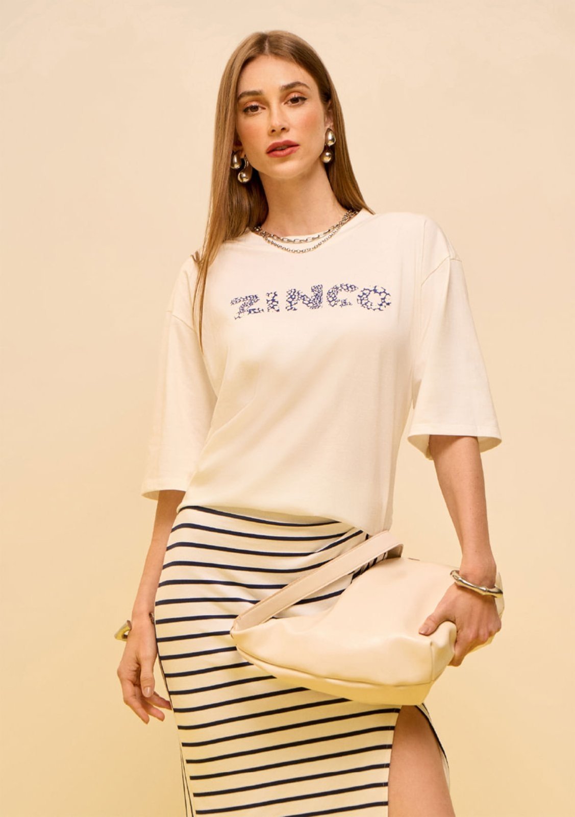 Camiseta Zinco Solta Decote Careca Manga Curta Padrão Off-white
