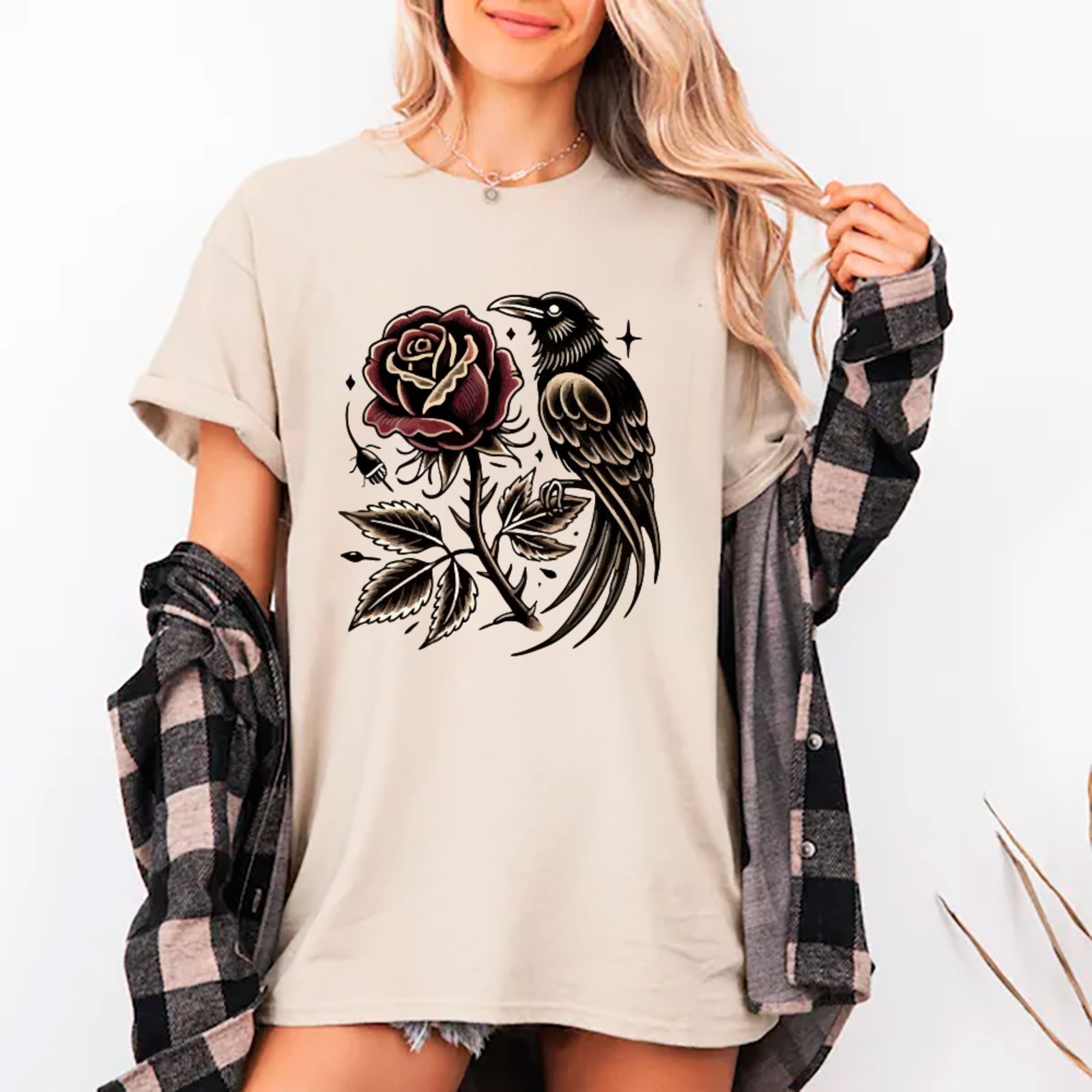 Camiseta Ousy Corvo Rosa Vermelha Oversized Unissex Off White