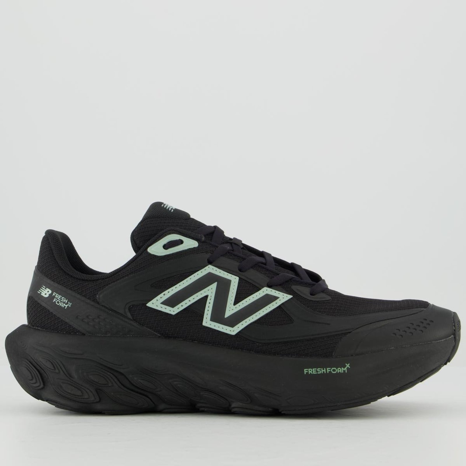 Tênis New Balance Fresh Foam Trainer Preto
