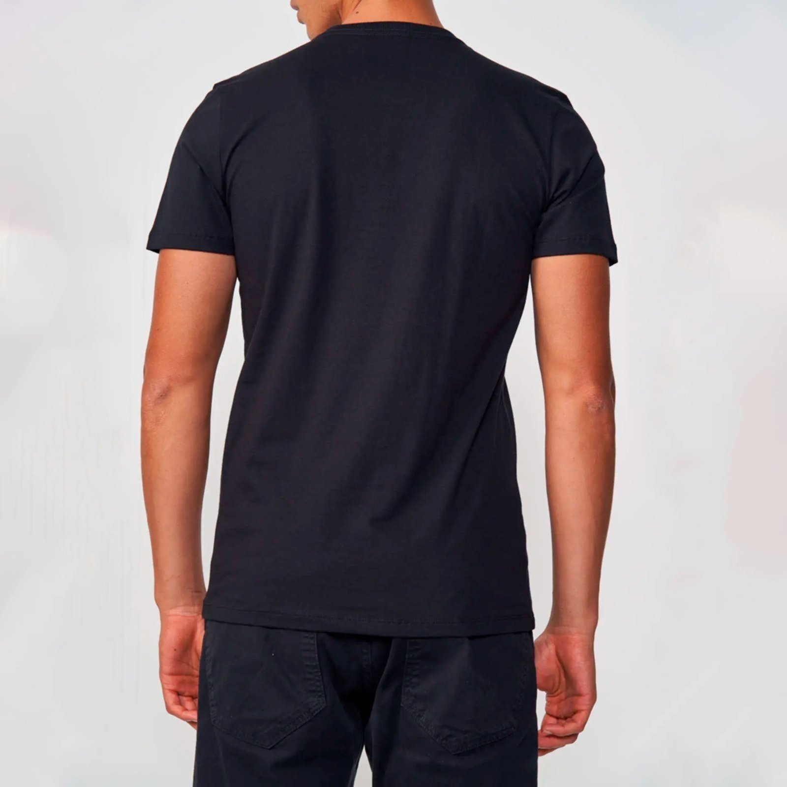 Vista 3 Camiseta Colcci Relevo In25 Masculino preto Colcci preto