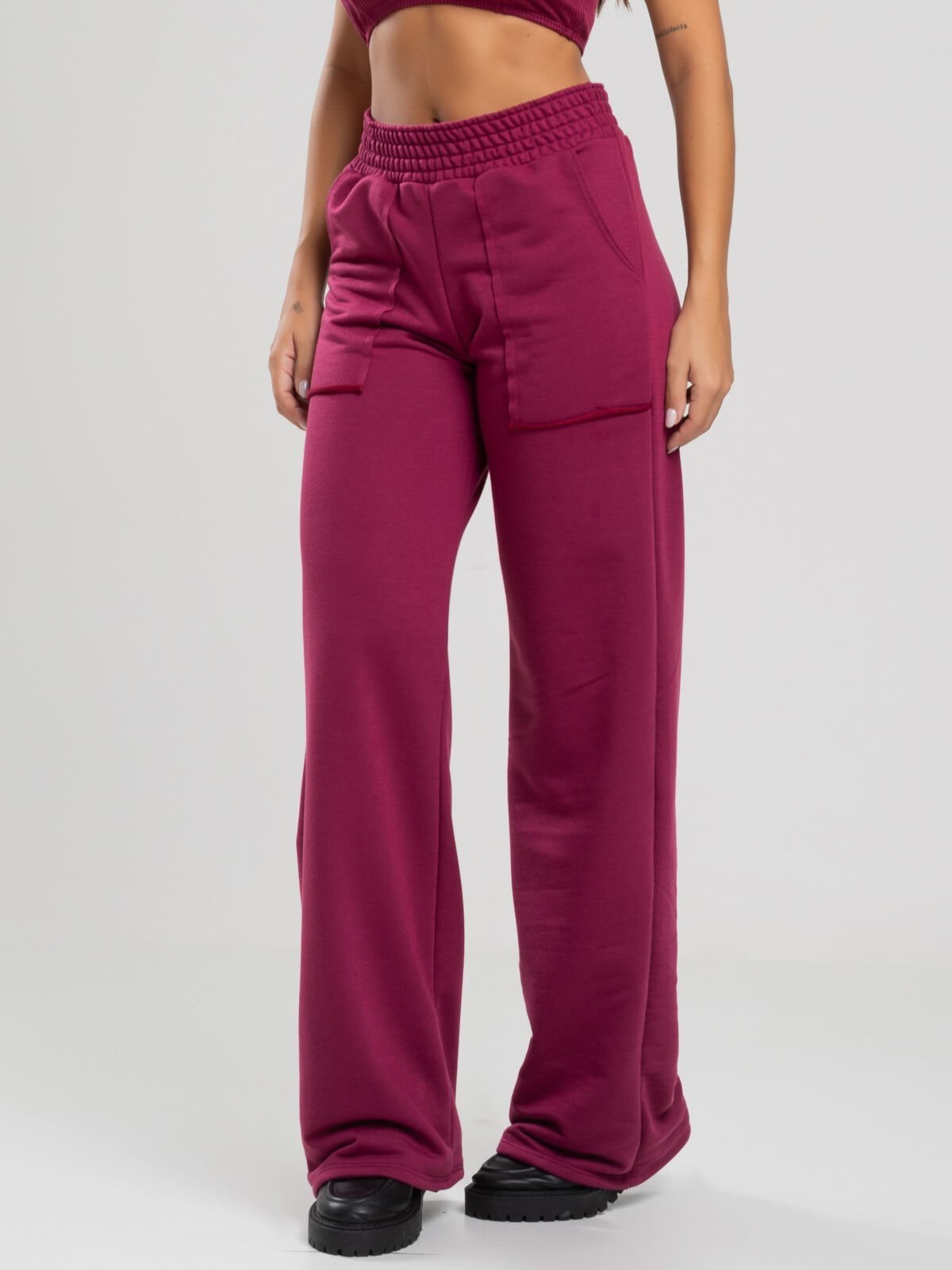 Calça Pantalona Vicbela Cintura Alta Moletinho Wide Leg Vinho