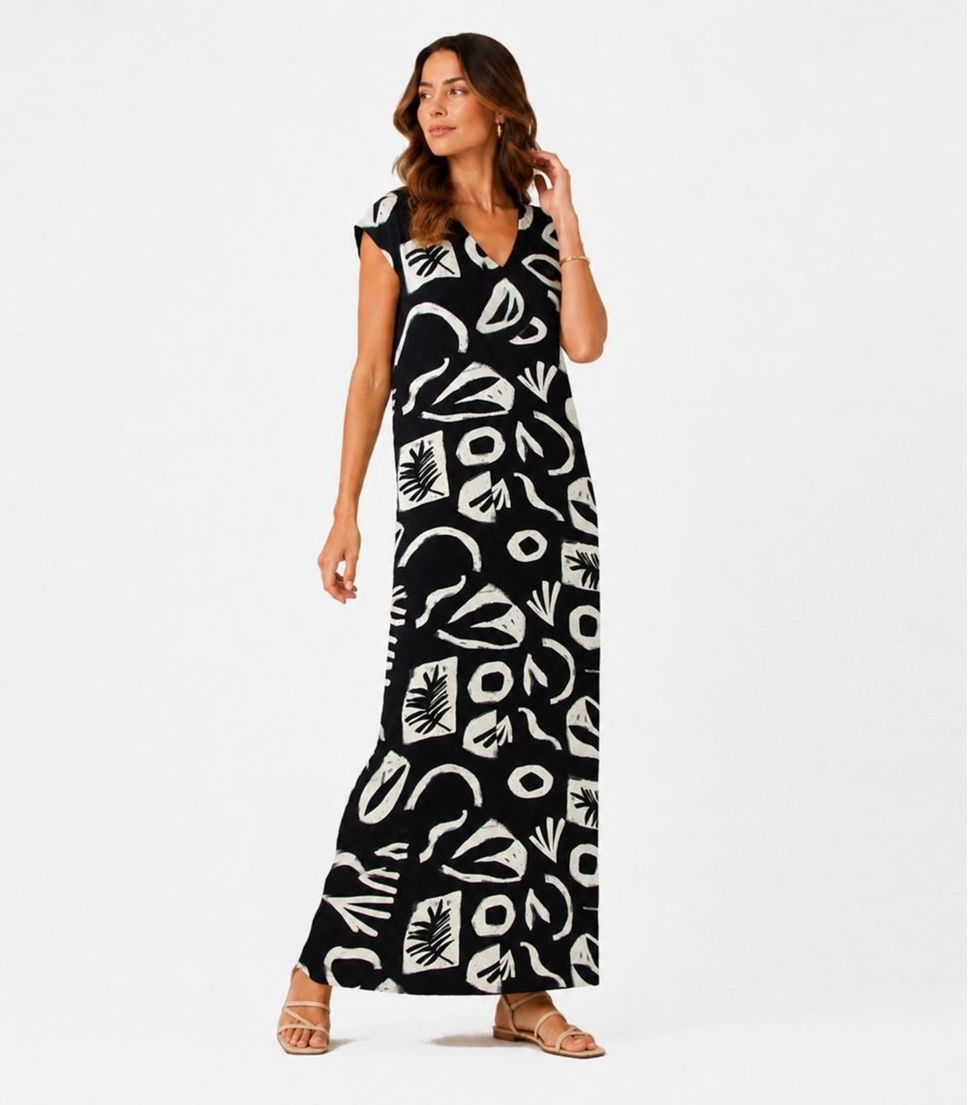 Vestido Feminino Com Decote Em V Infinita Cor Preto