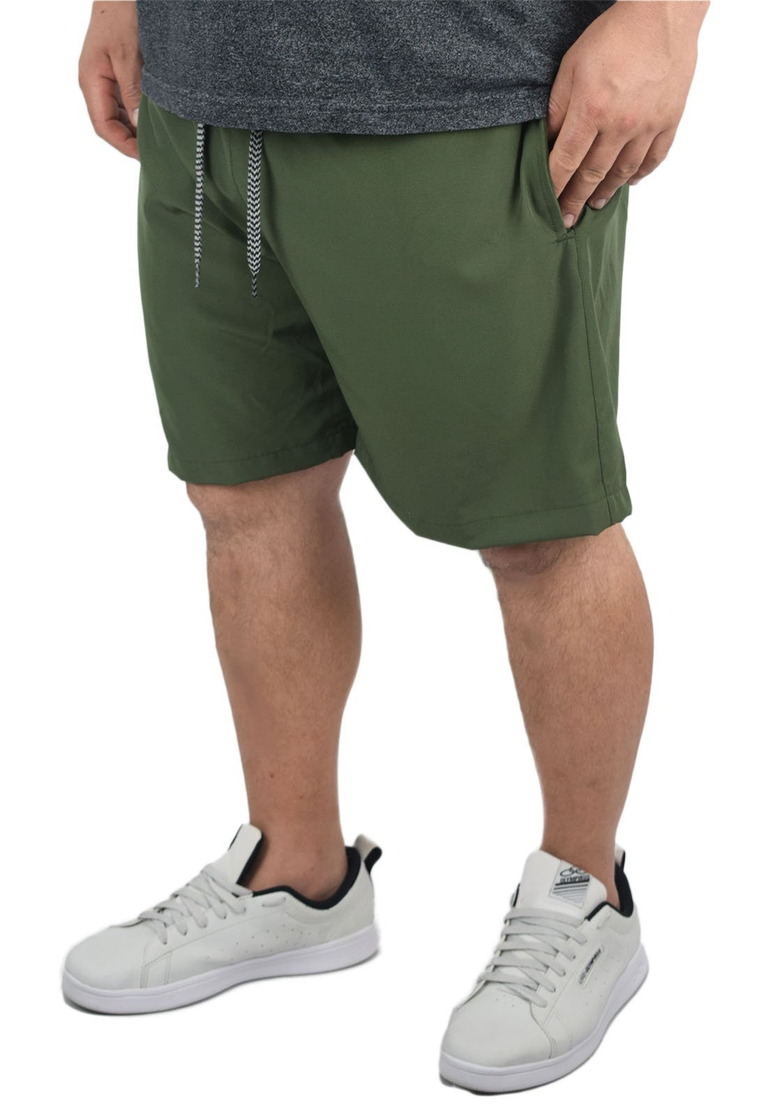 Short Bermuda Tactel Elastano Extra Grande Plus size Liso Verde