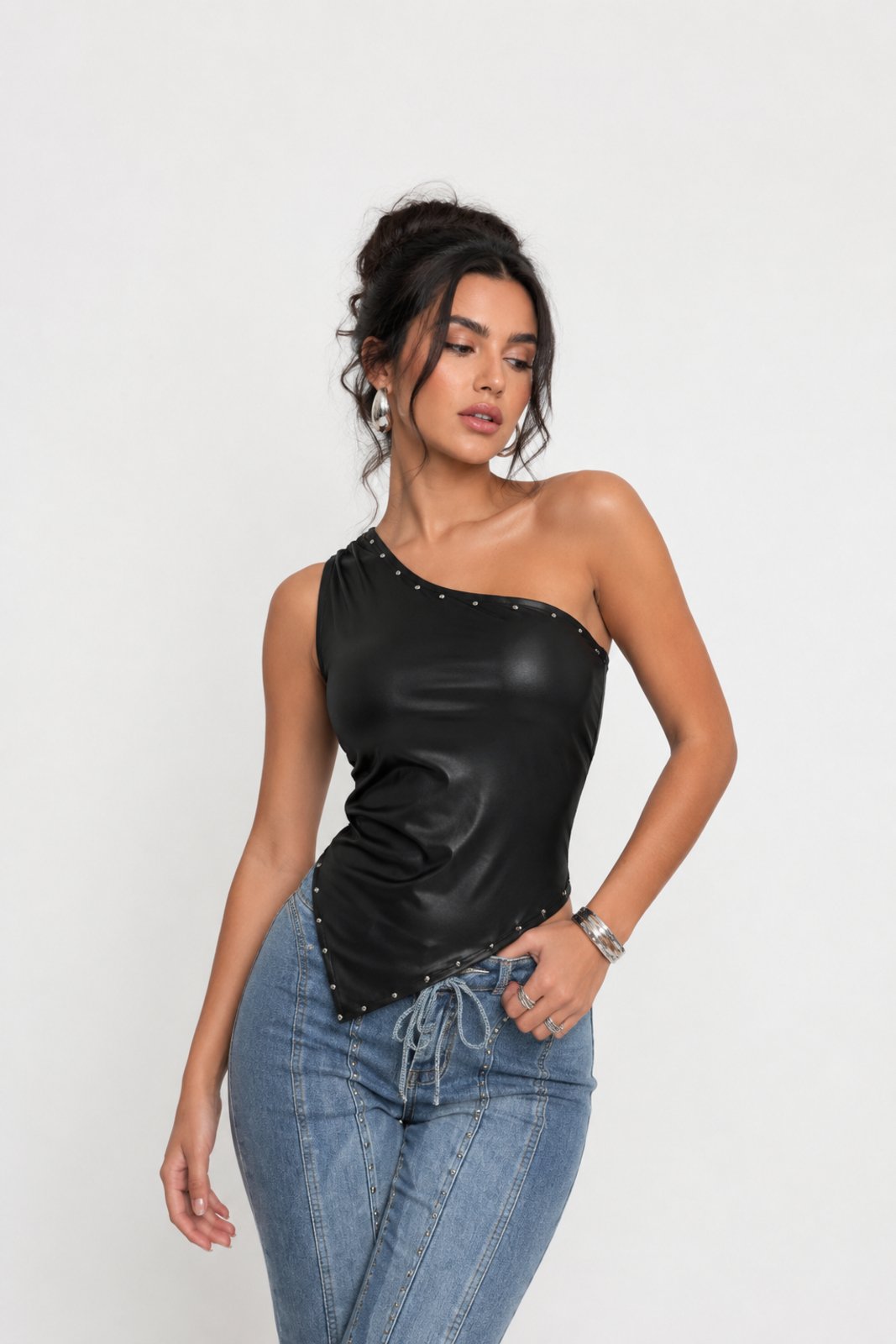 Blusa Assimétrica D Bell Outlet Fashion Couro Preto