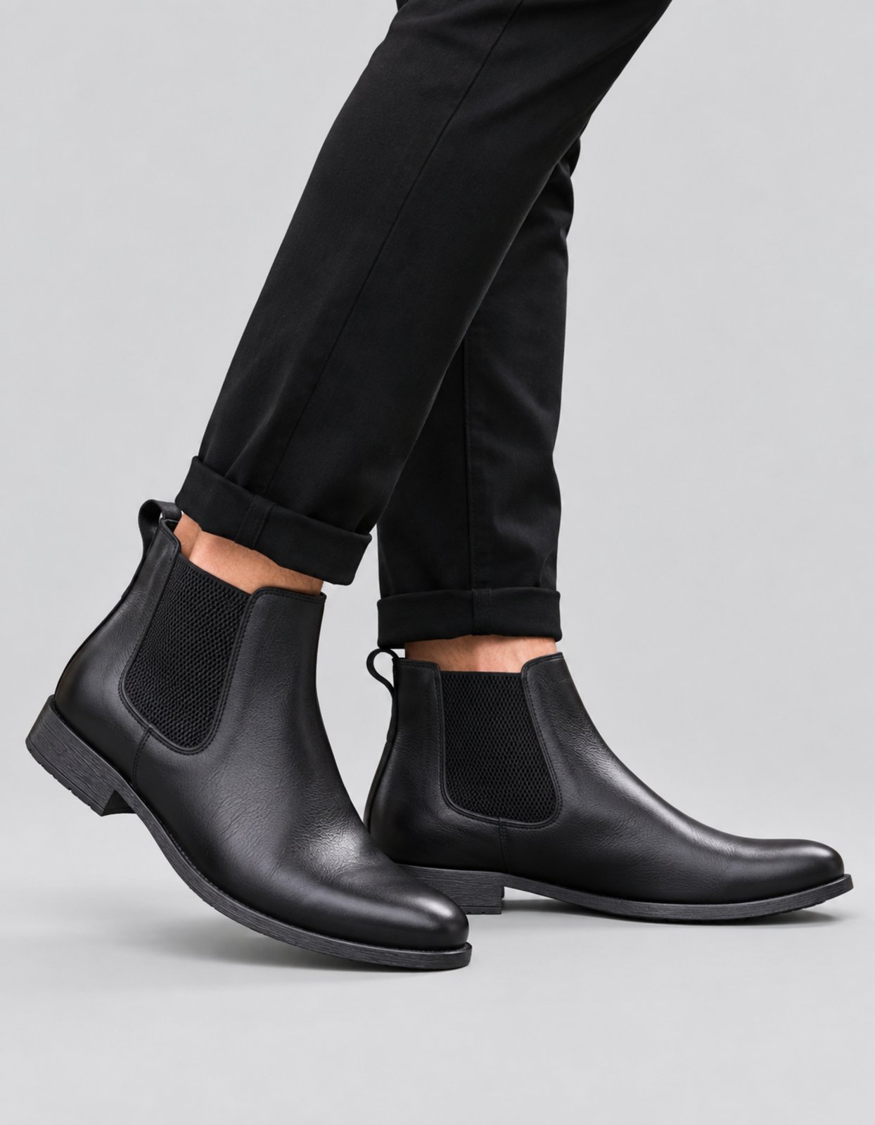 Bota Botina Chelsea Mr. Gutt Couro liso Solado Costurado Preto