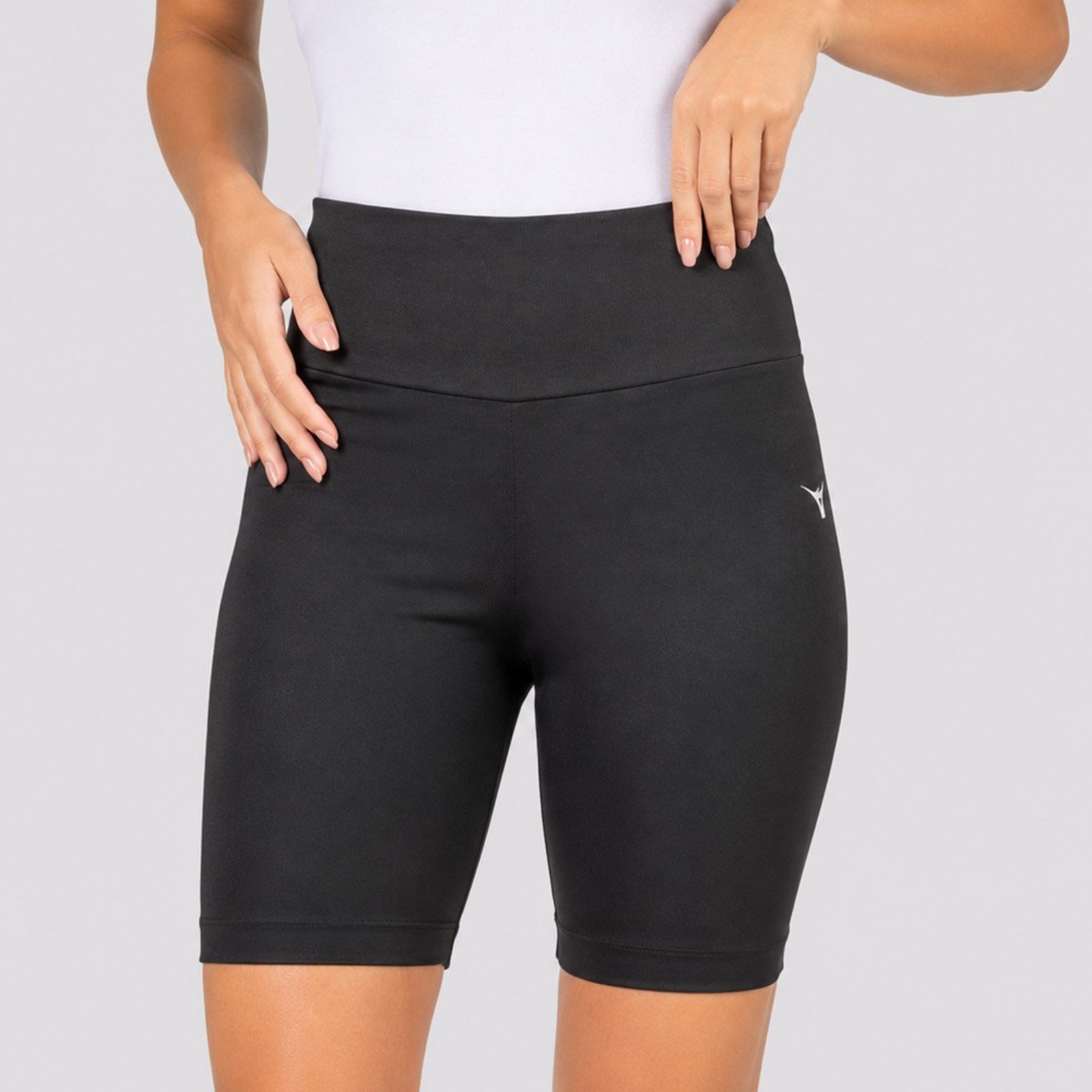 Bermuda de Compressão Diadora Logo Feminina Preta
