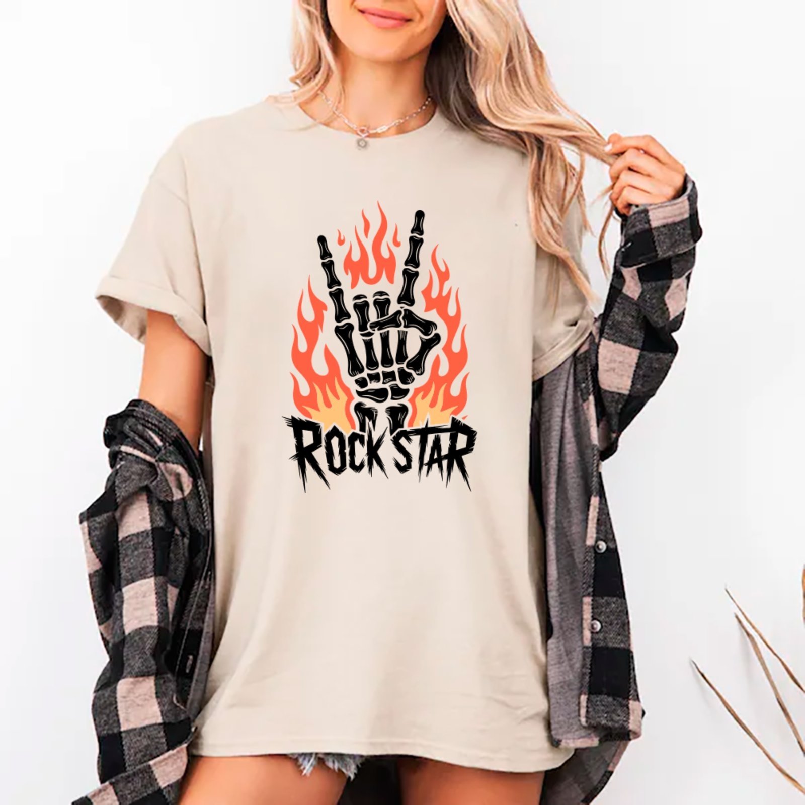Vista 2 Camiseta Ousy Streetwear Rock Star ão Esquelética Oversized Unissex Off White off-white white ousy off-white white